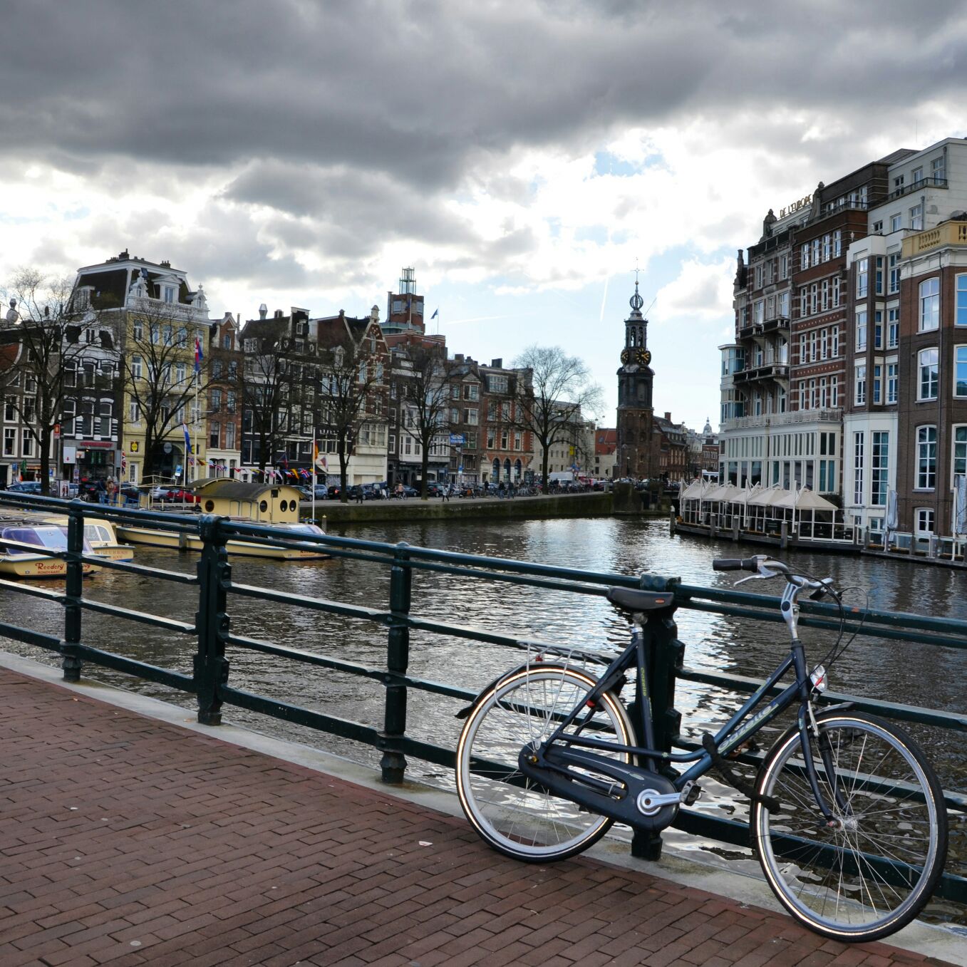 Amsterdam by Lisa