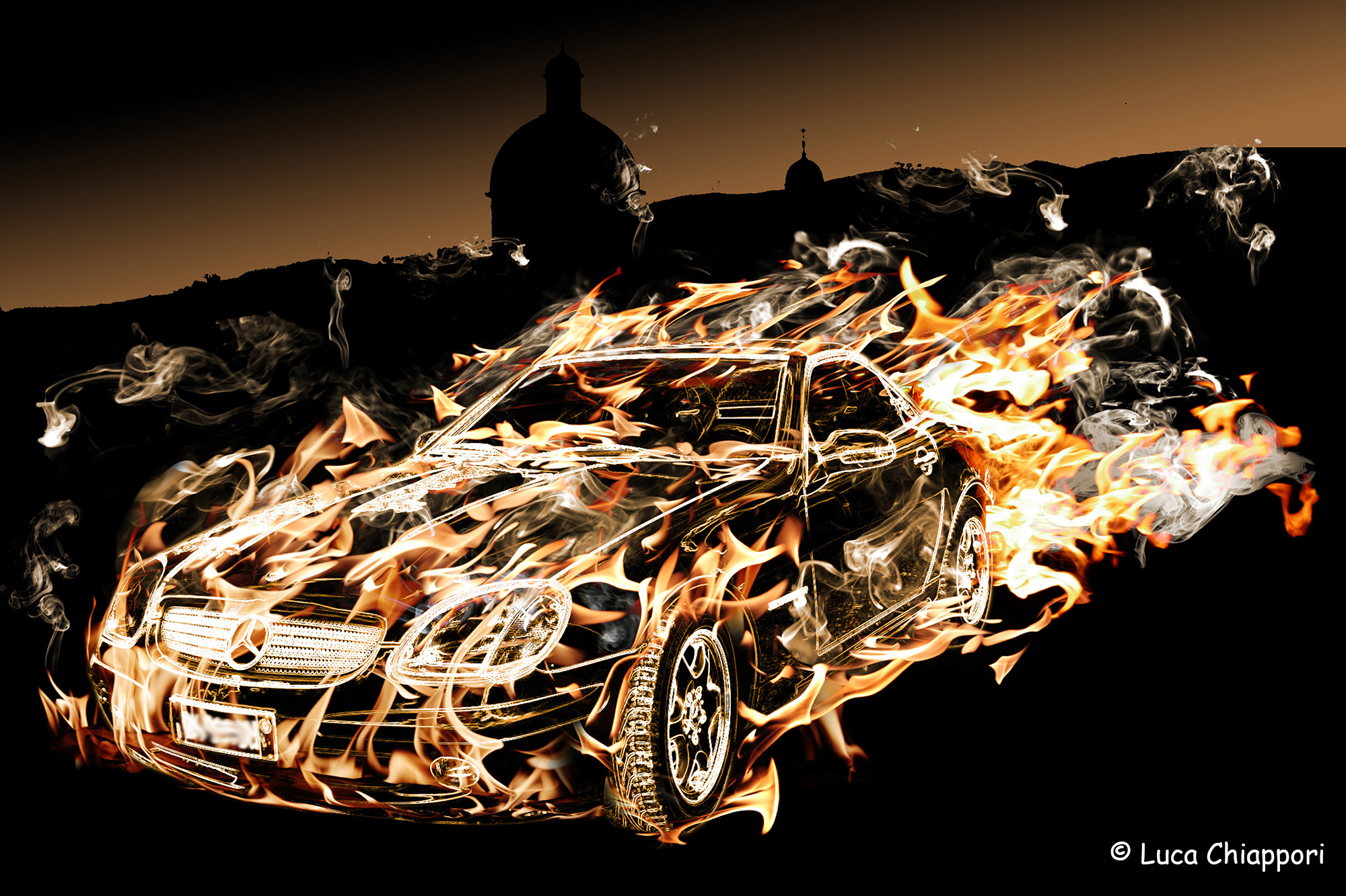 Una Mercedes infuocata