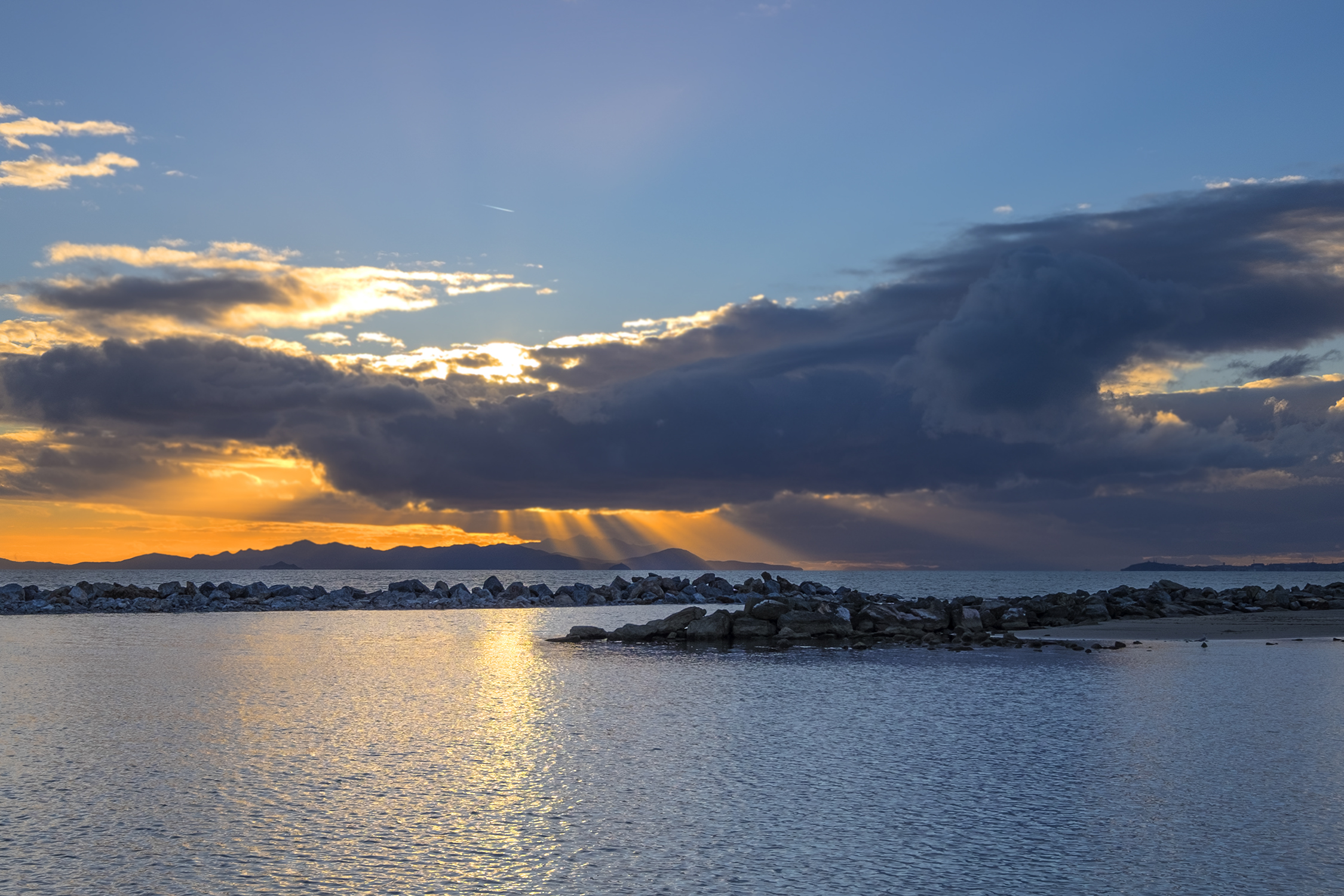 sunset on the island d 'Elba