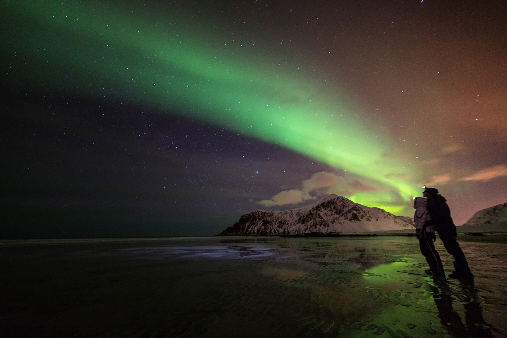 Self-timer with aurora