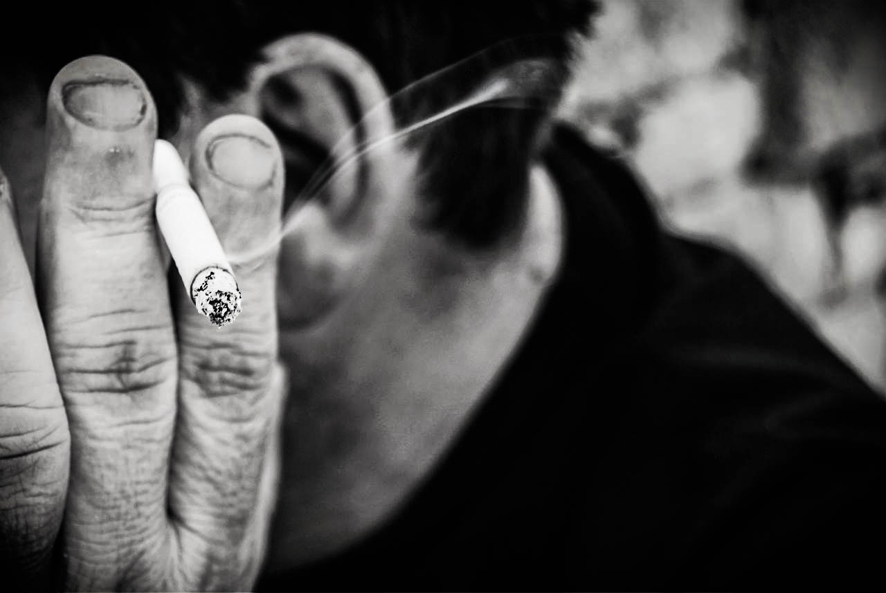 Come il fumo di una sigaretta, lentamente va..