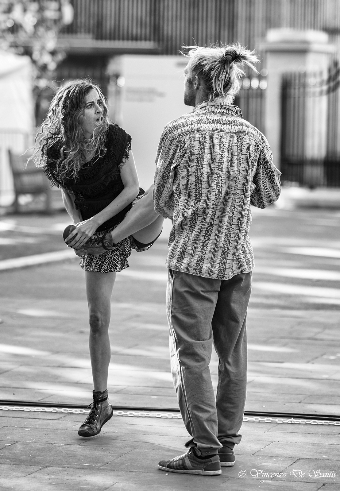 mi hai pestato il piede, c.... !!!