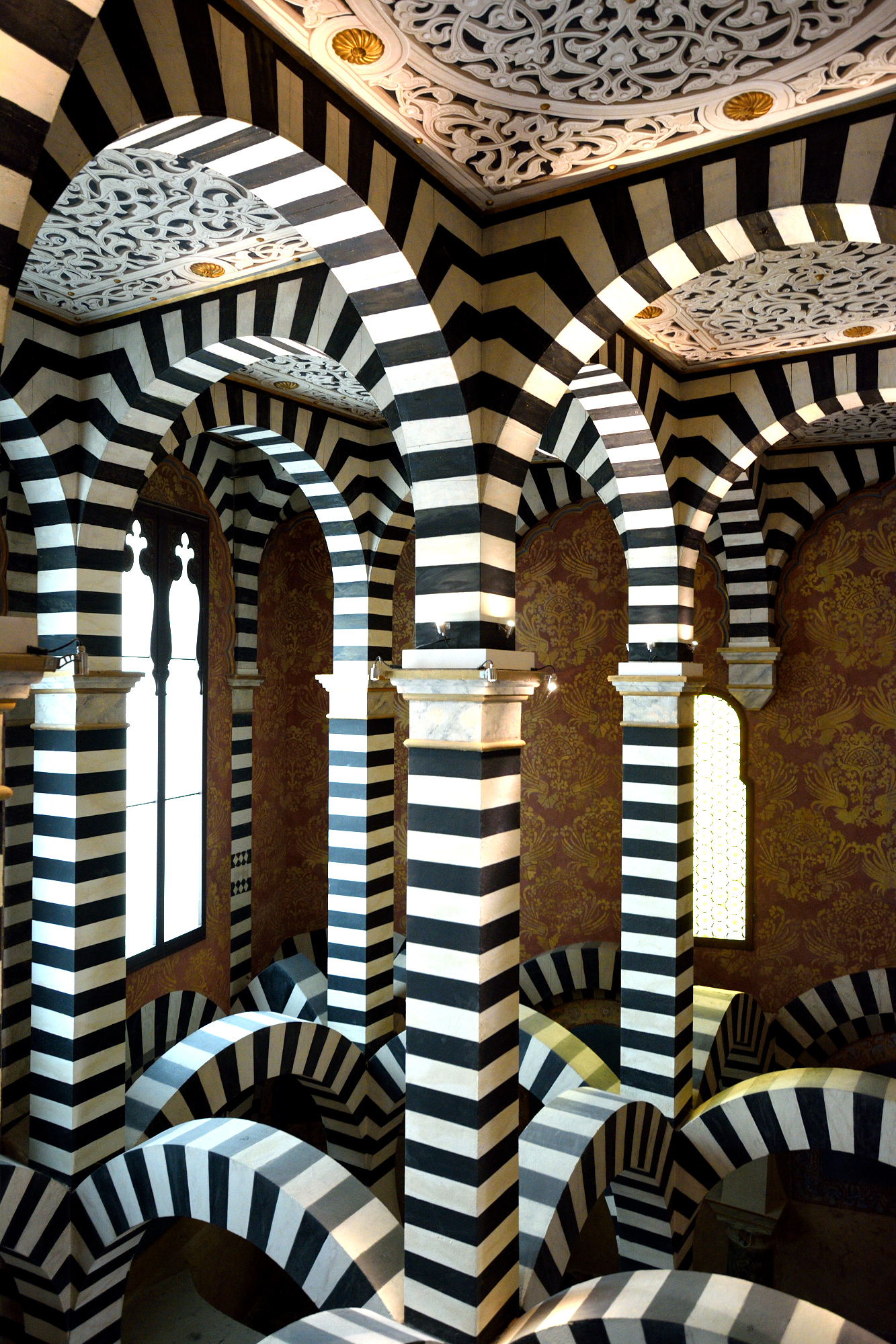 Sala interna Rocchetta Mattei 1