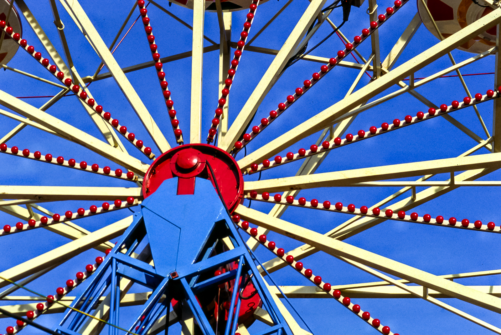 particolare di una giostra.