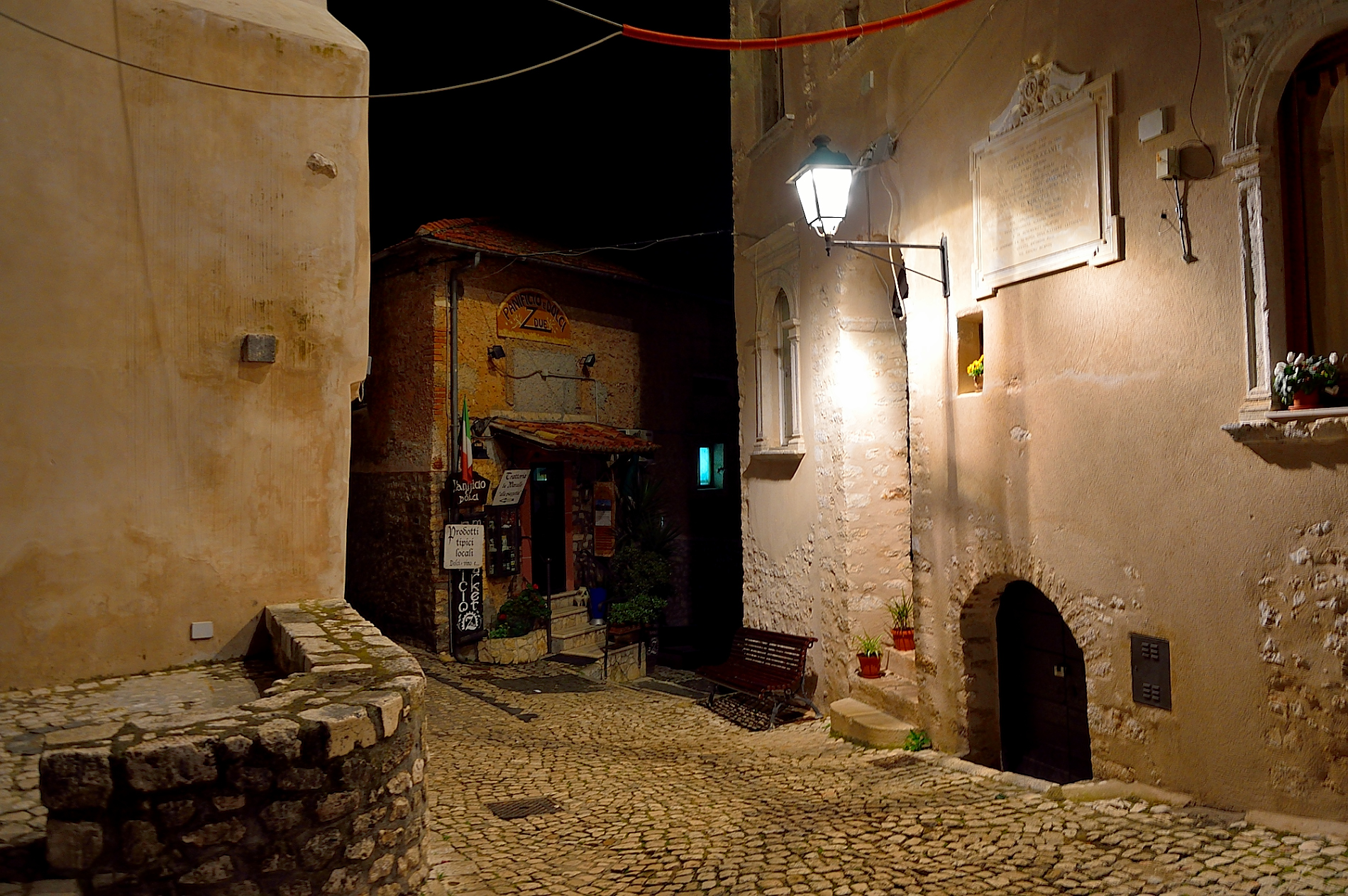 Glimpse in Sermoneta
