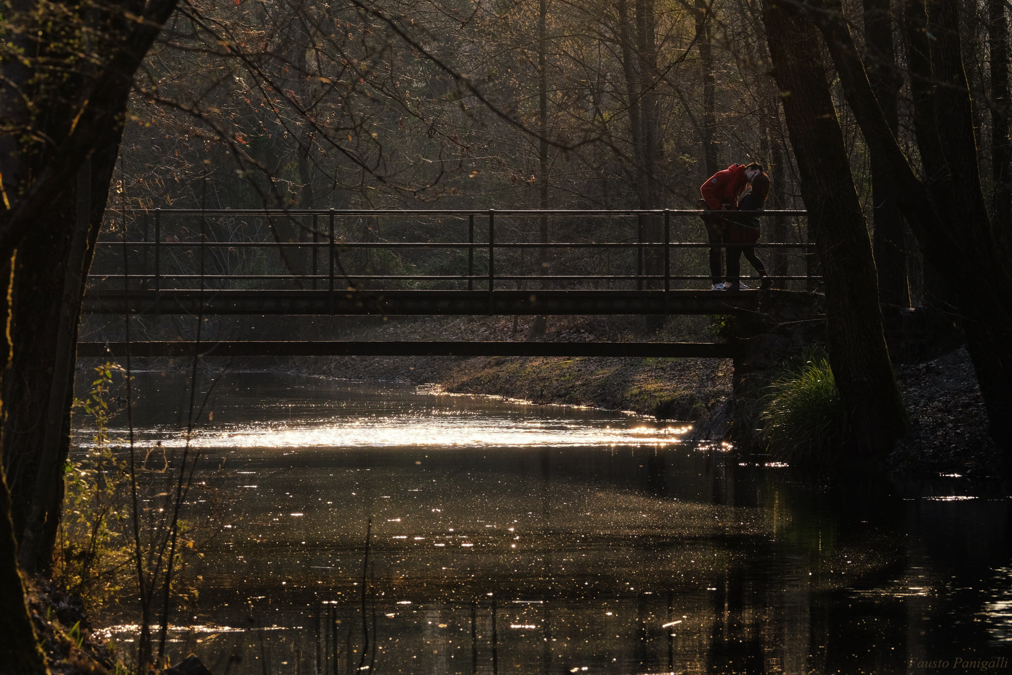 Il bacio sul ponte