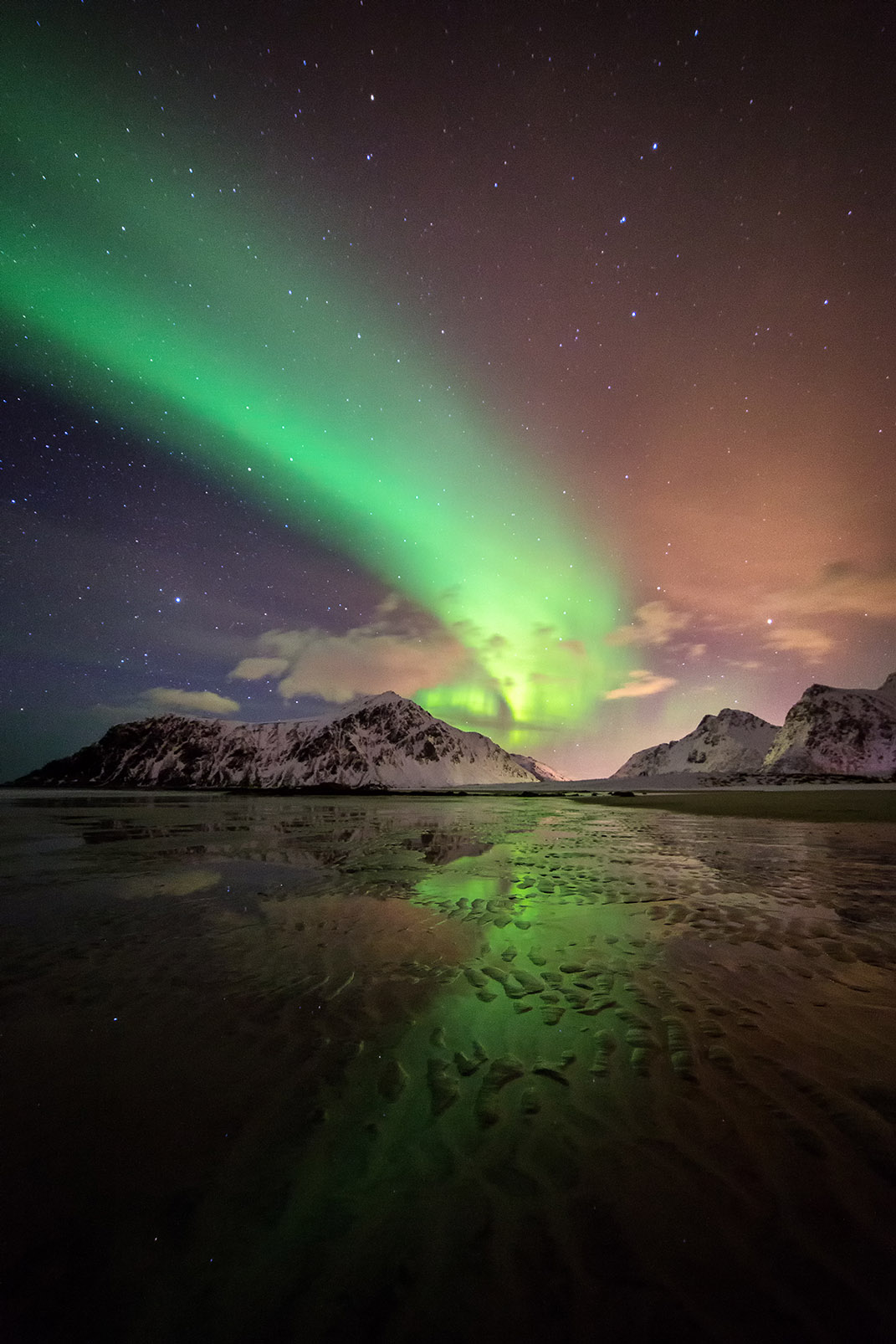 Aurora in Skagsanden beach