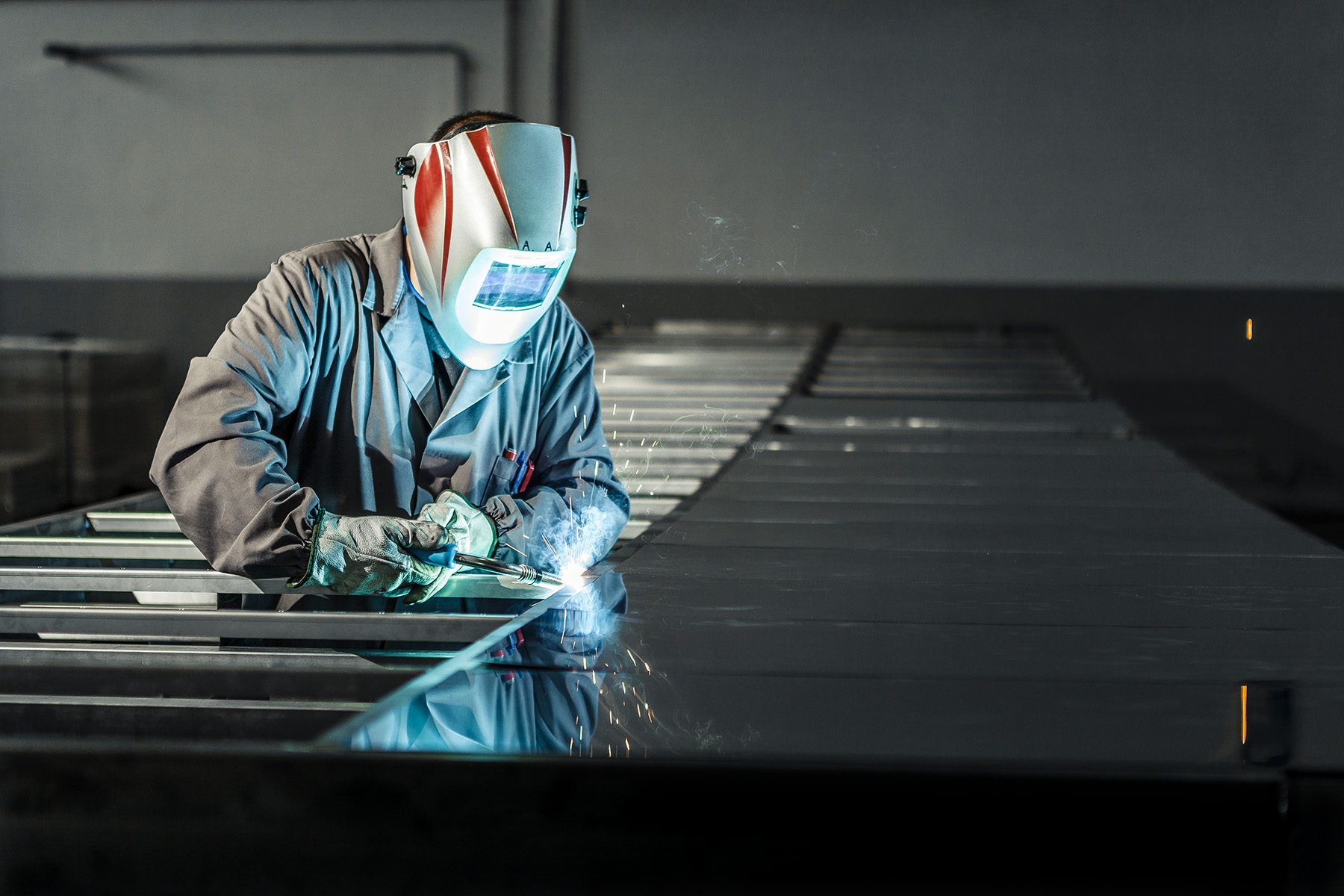 We give shape to steel