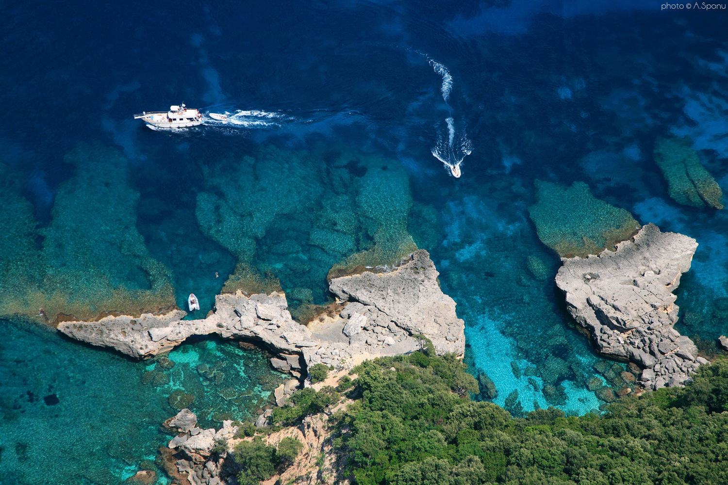 Coast Biriala, Baunei