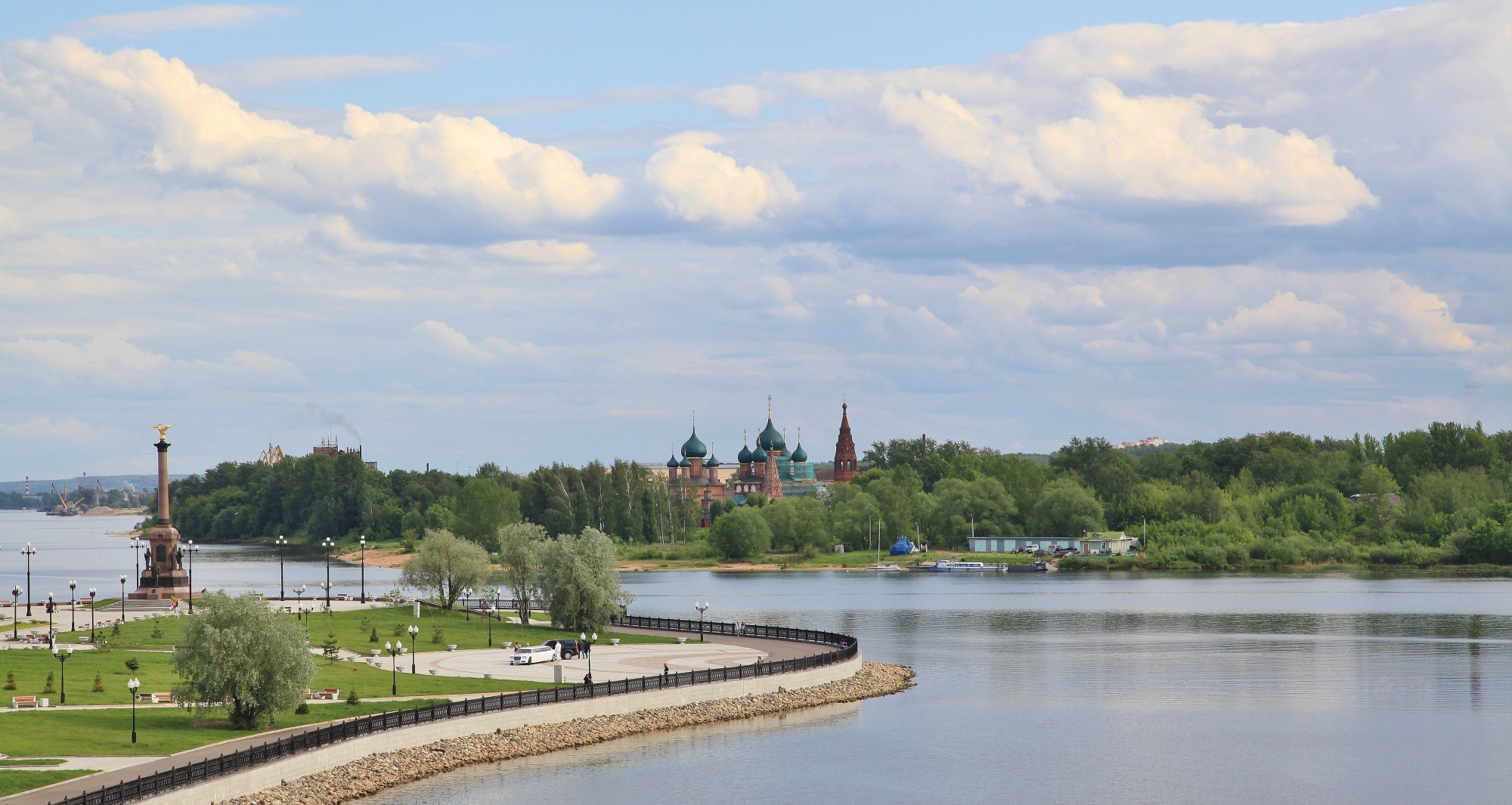 Yaroslavl and its Volga