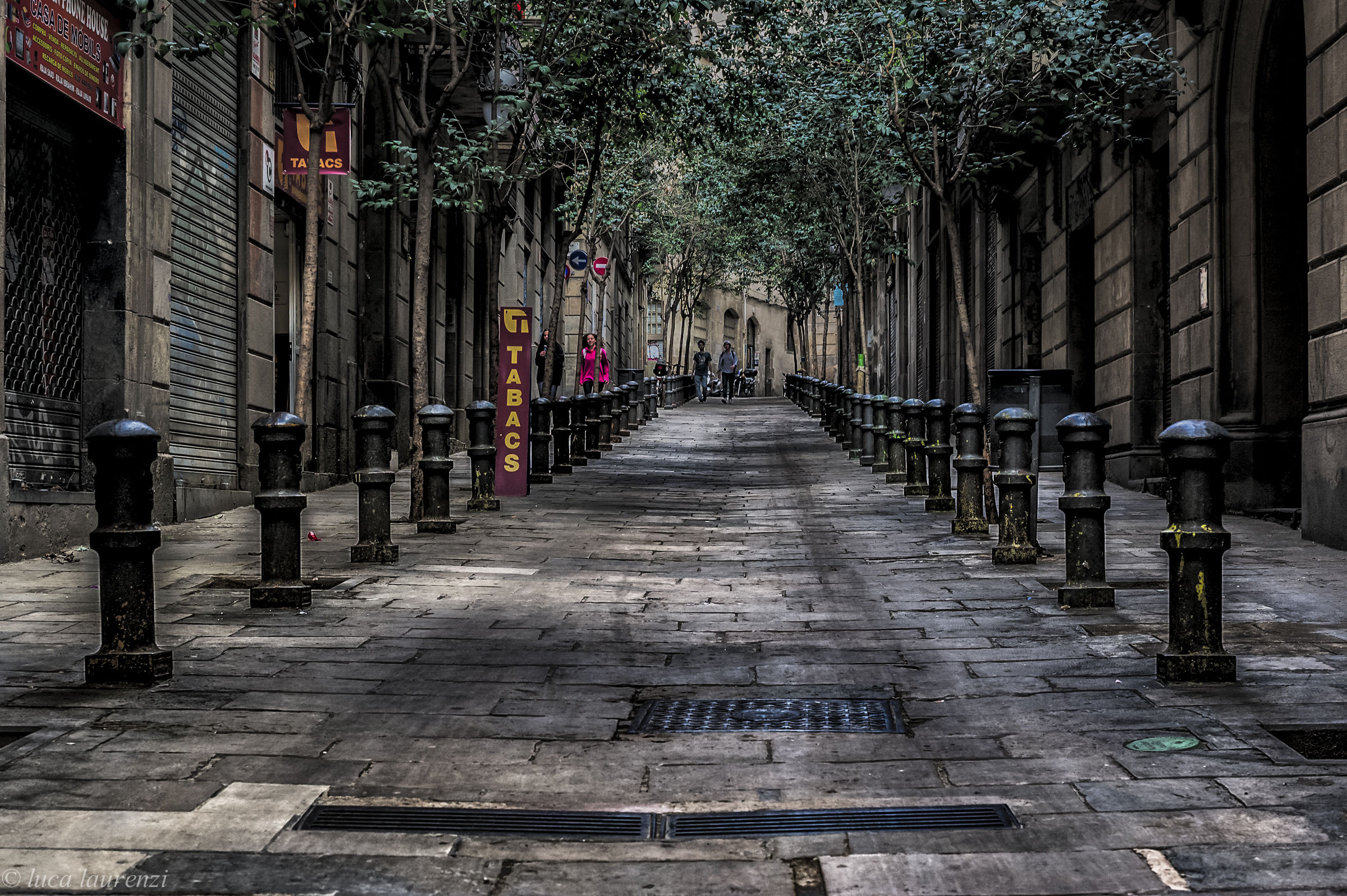 Small glimpse of Barcelona (trimmed)