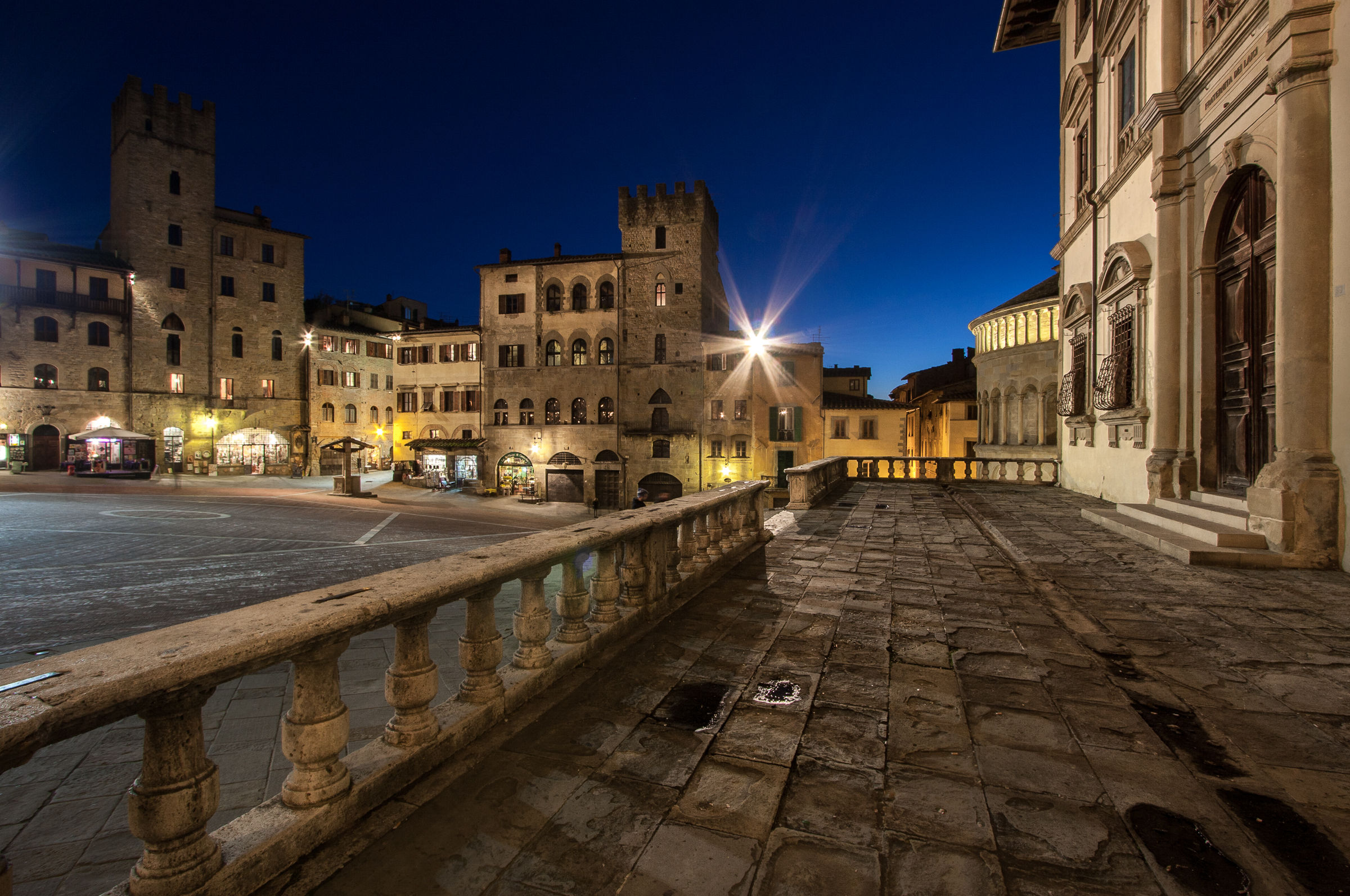 Arezzo ... towers and blue