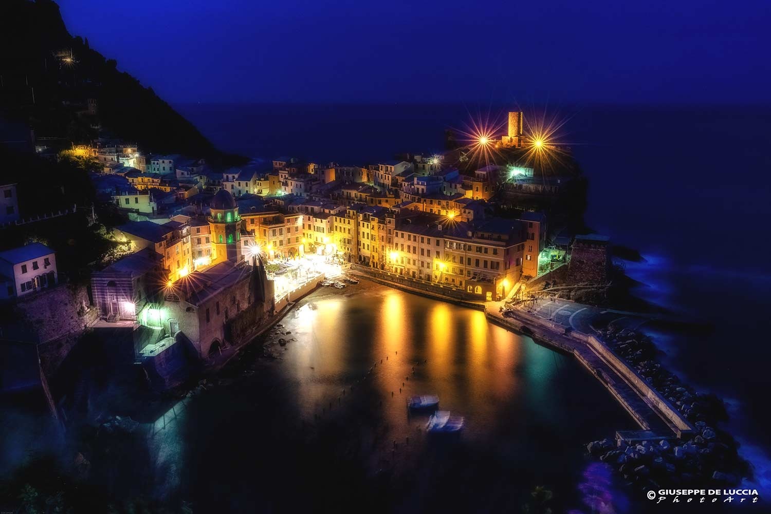 Cinque Terre - Vernazza (Sp) by night
