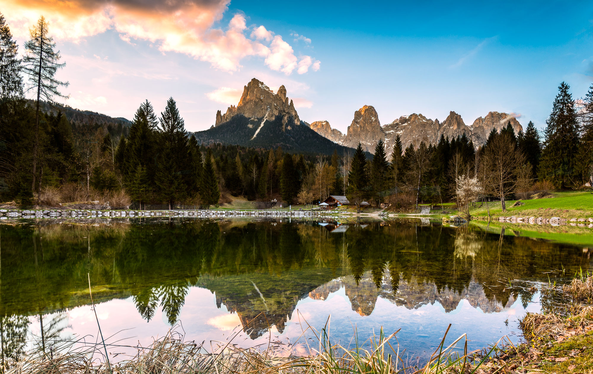 tramonto di inizio primavera in val canali