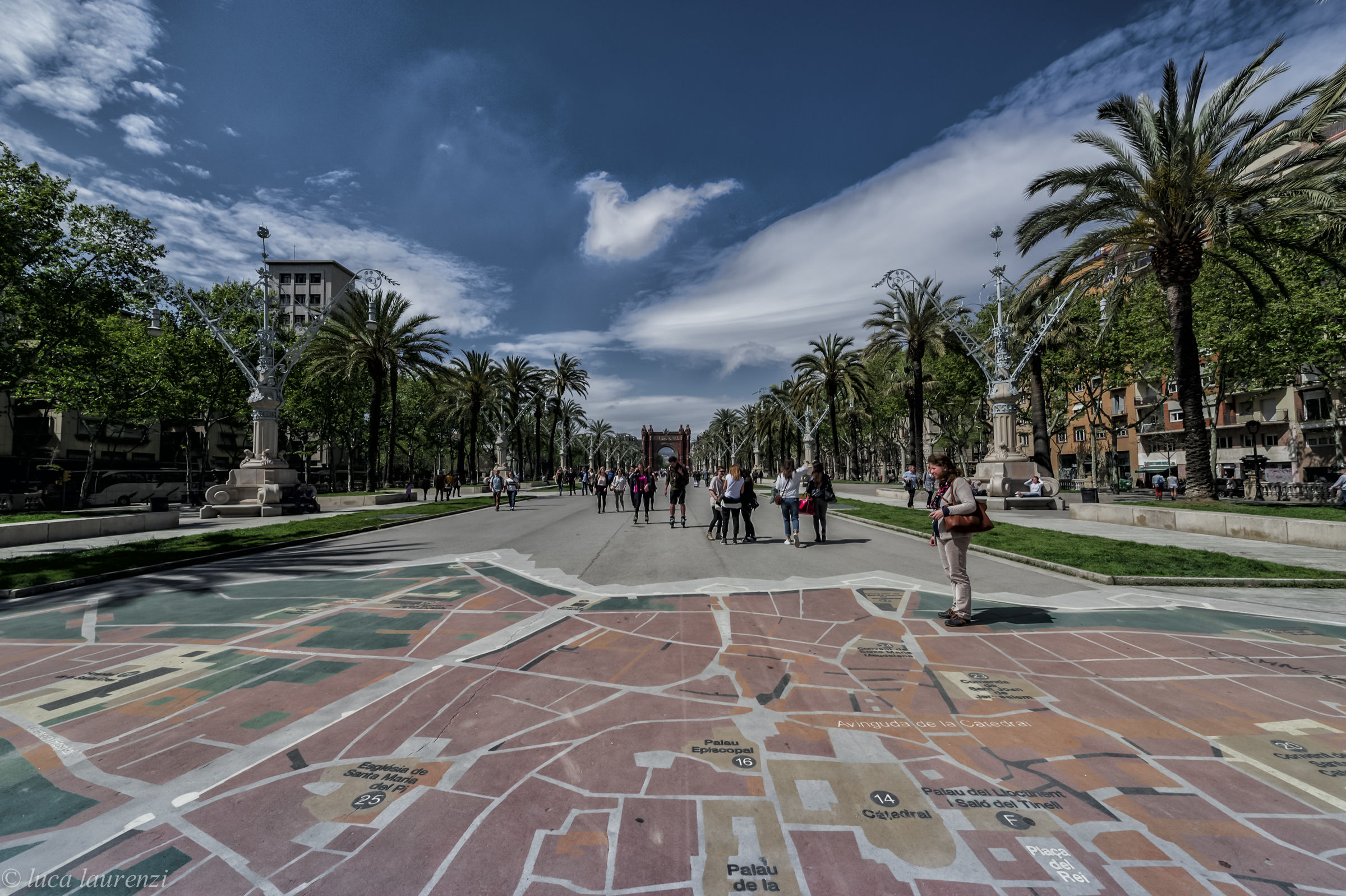 Viale dell arch of triumph