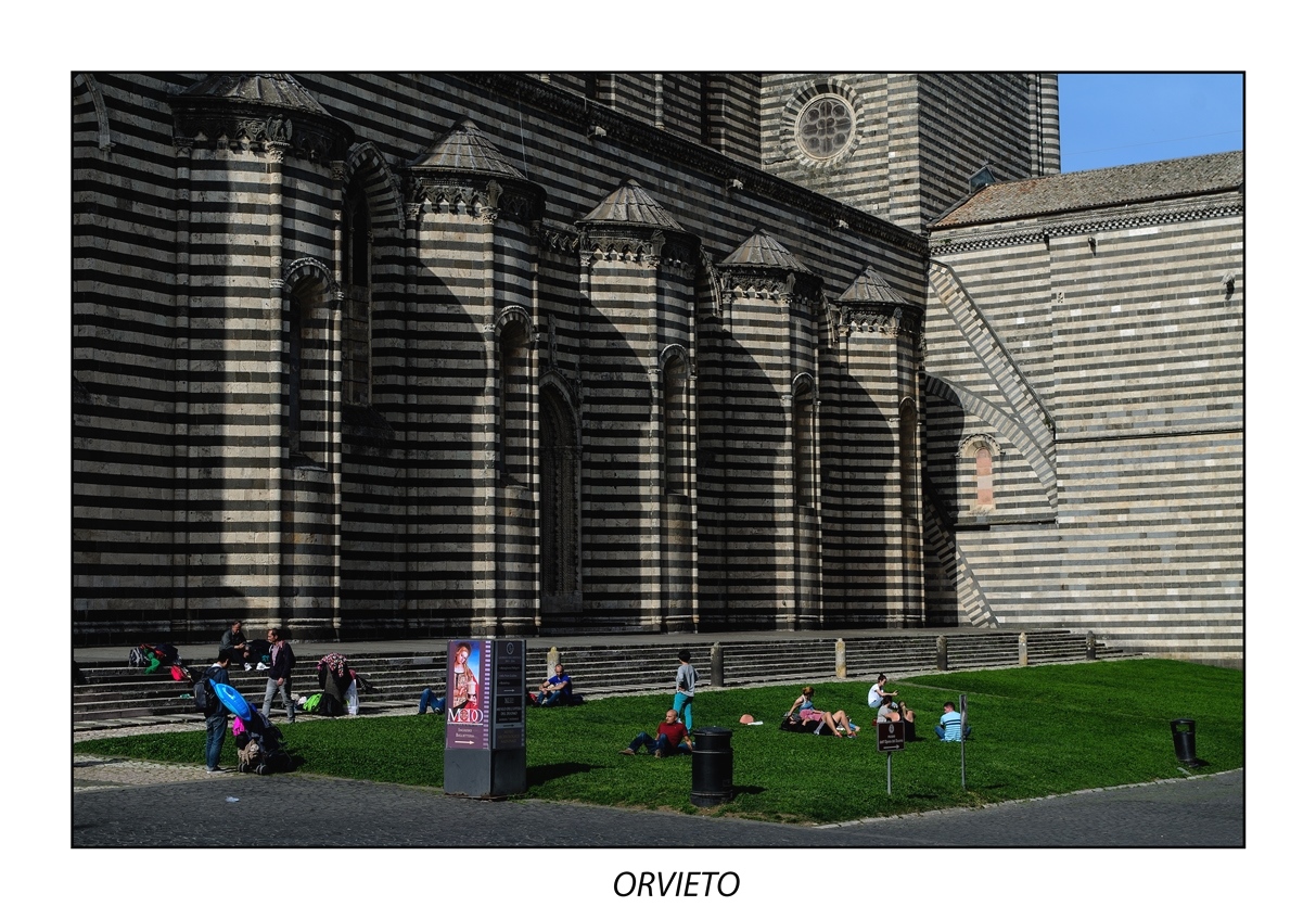 Duomo di Orvieto -Facciata laterale-