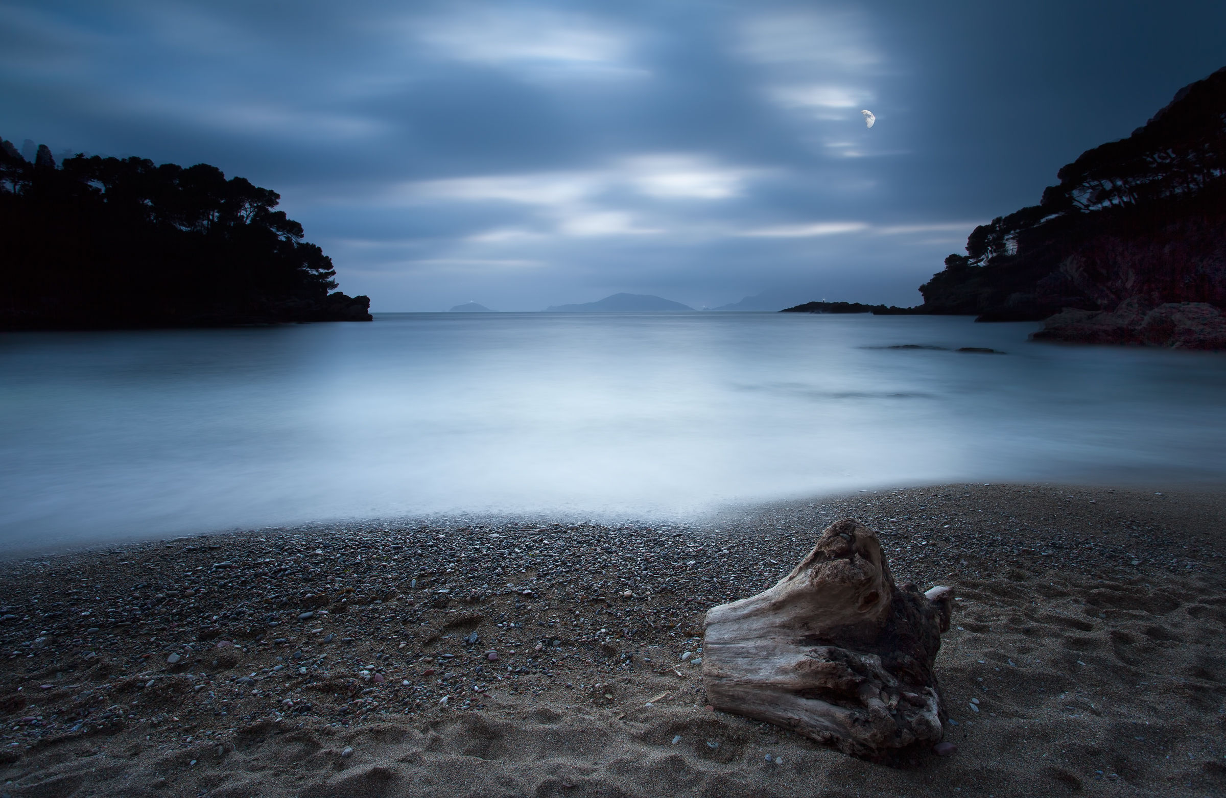 After sunset the bay of Fiascherino (sp)