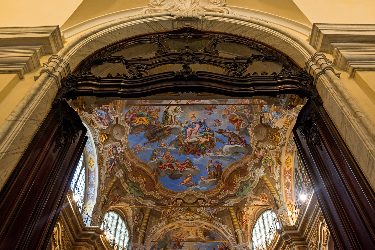 Doors open on the beauty