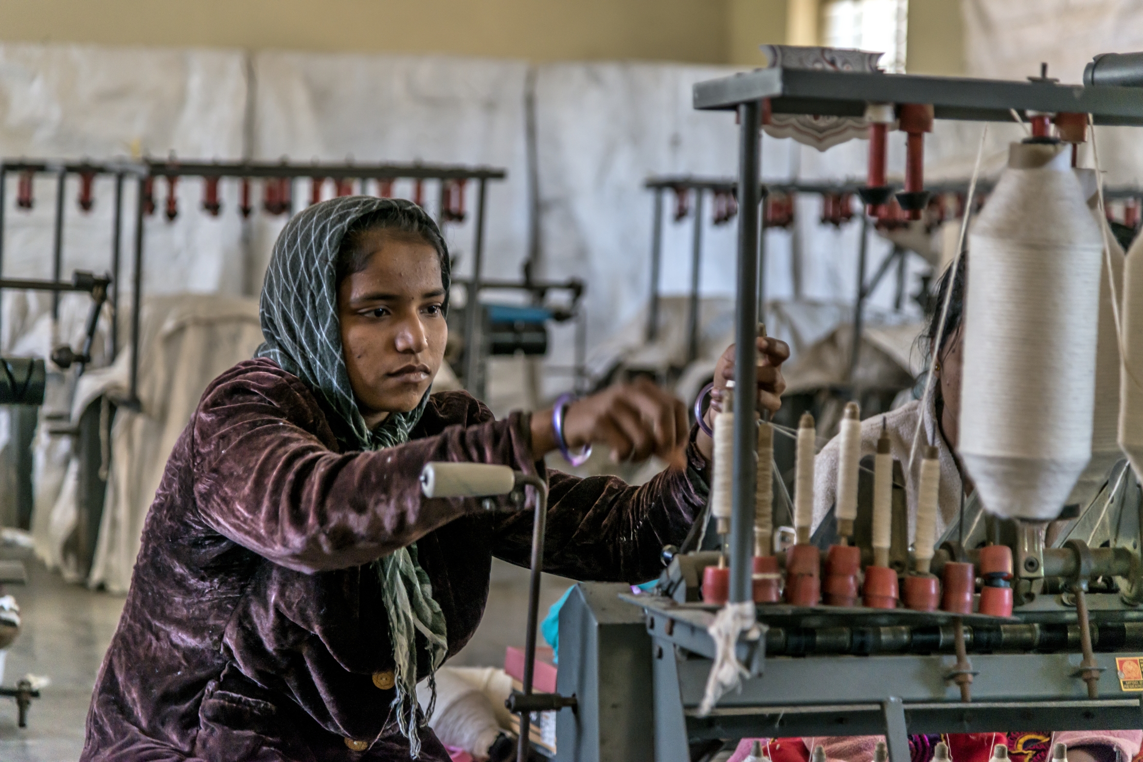 Gujarat 2015 - In una fabbrica tessile