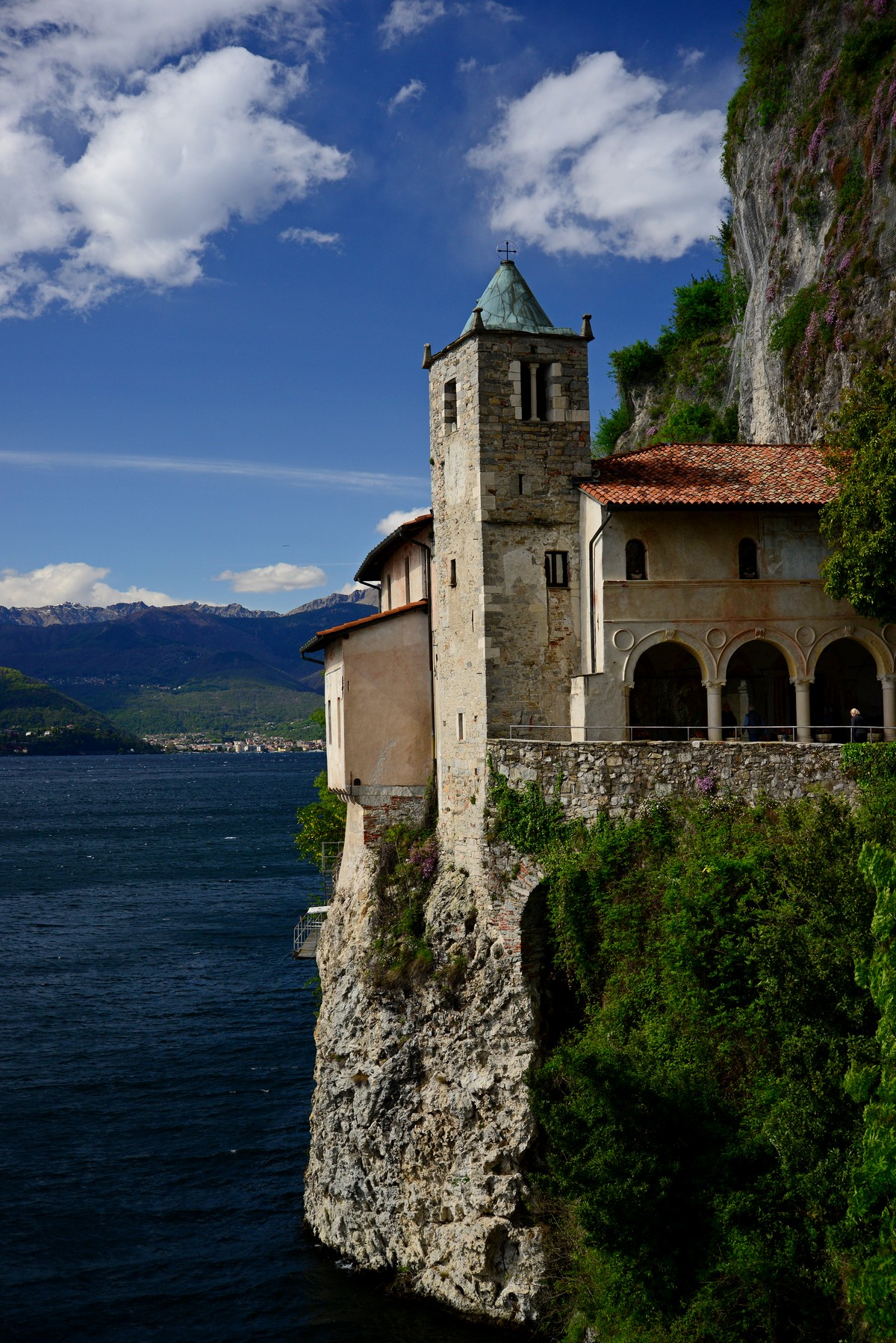 Santa Caterina del Sasso