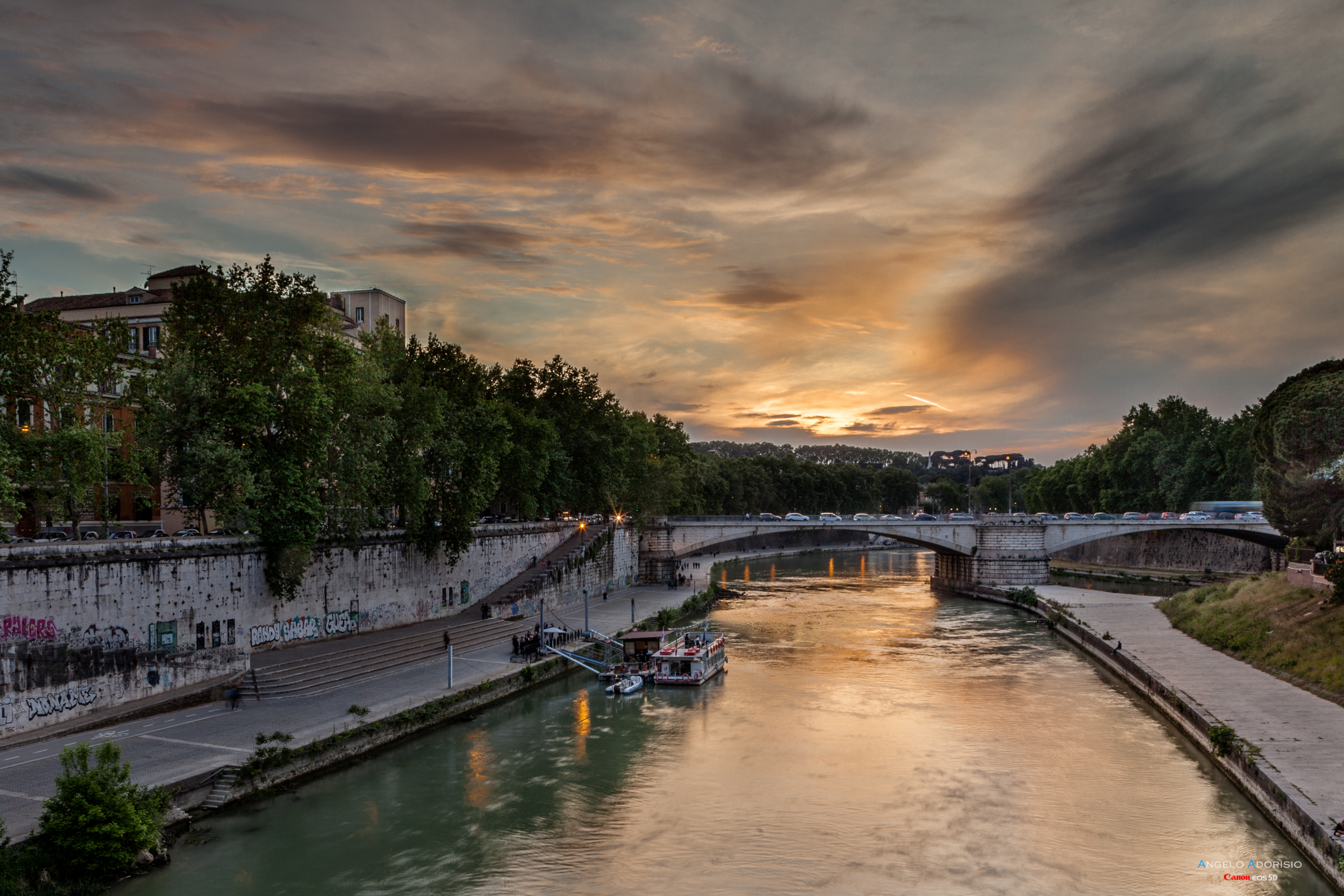 Tiber Ponte Garibaldi