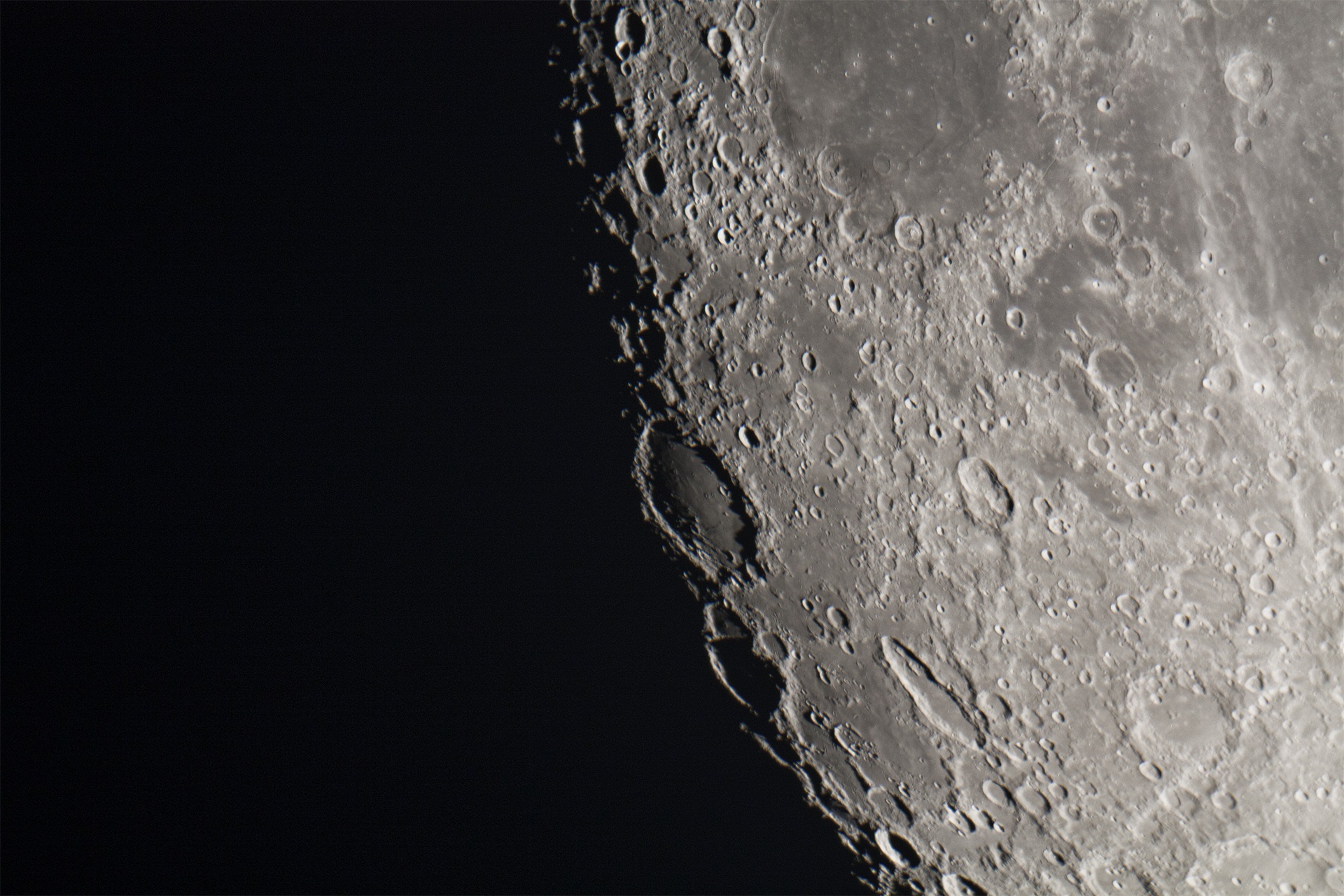 Shiller / Phocylides / Schickard Crater