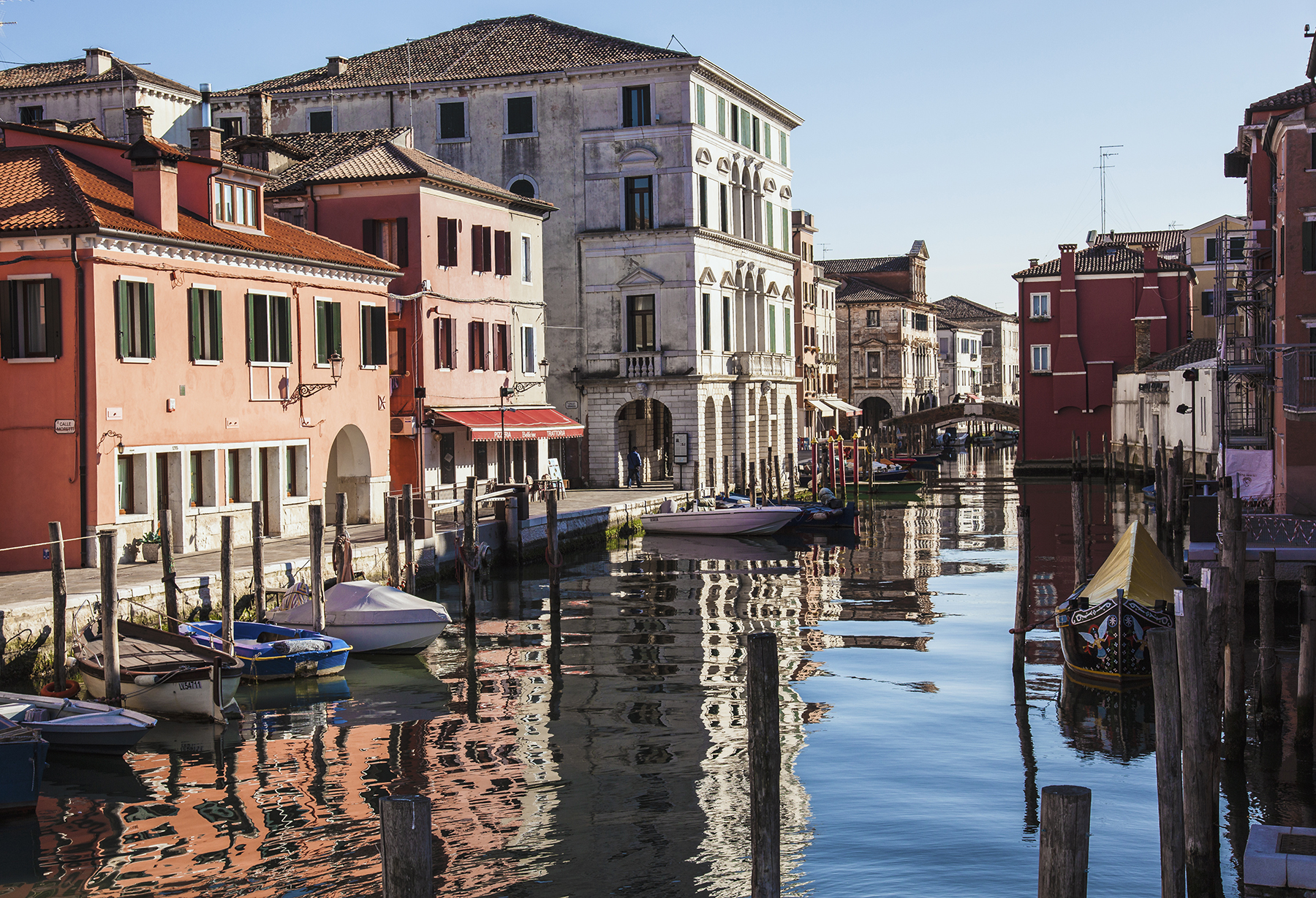 colors and reflections in Chioggia