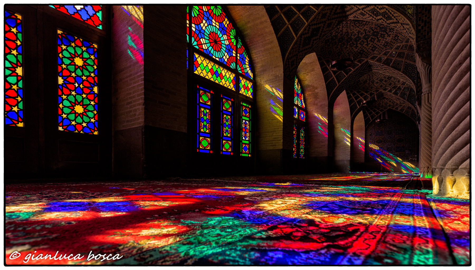 L'interno della moschea Nasir-al-Molk a Shiraz