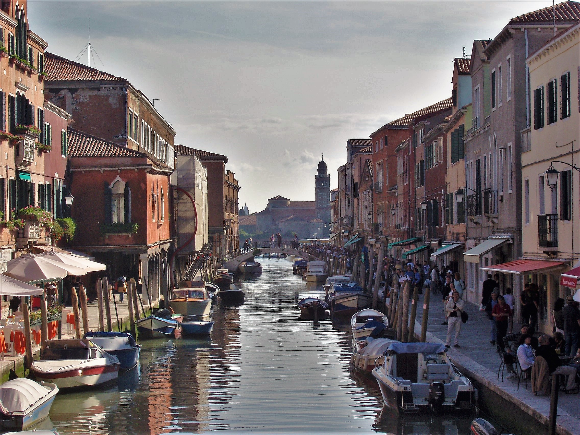 glimpse of Burano venice
