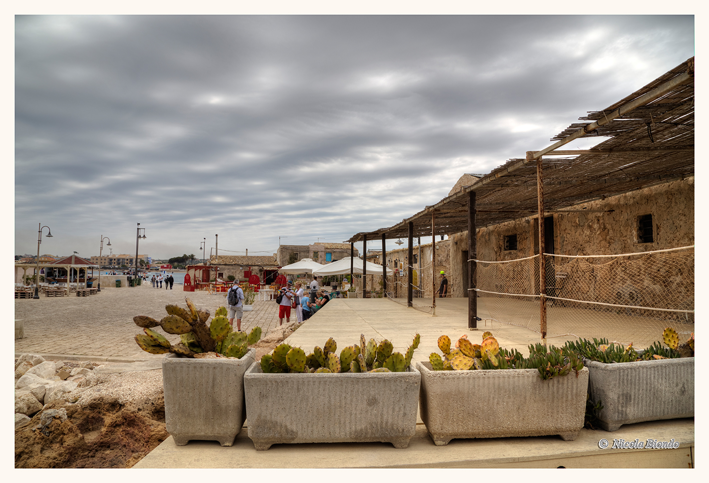 Colori col cielo coperto