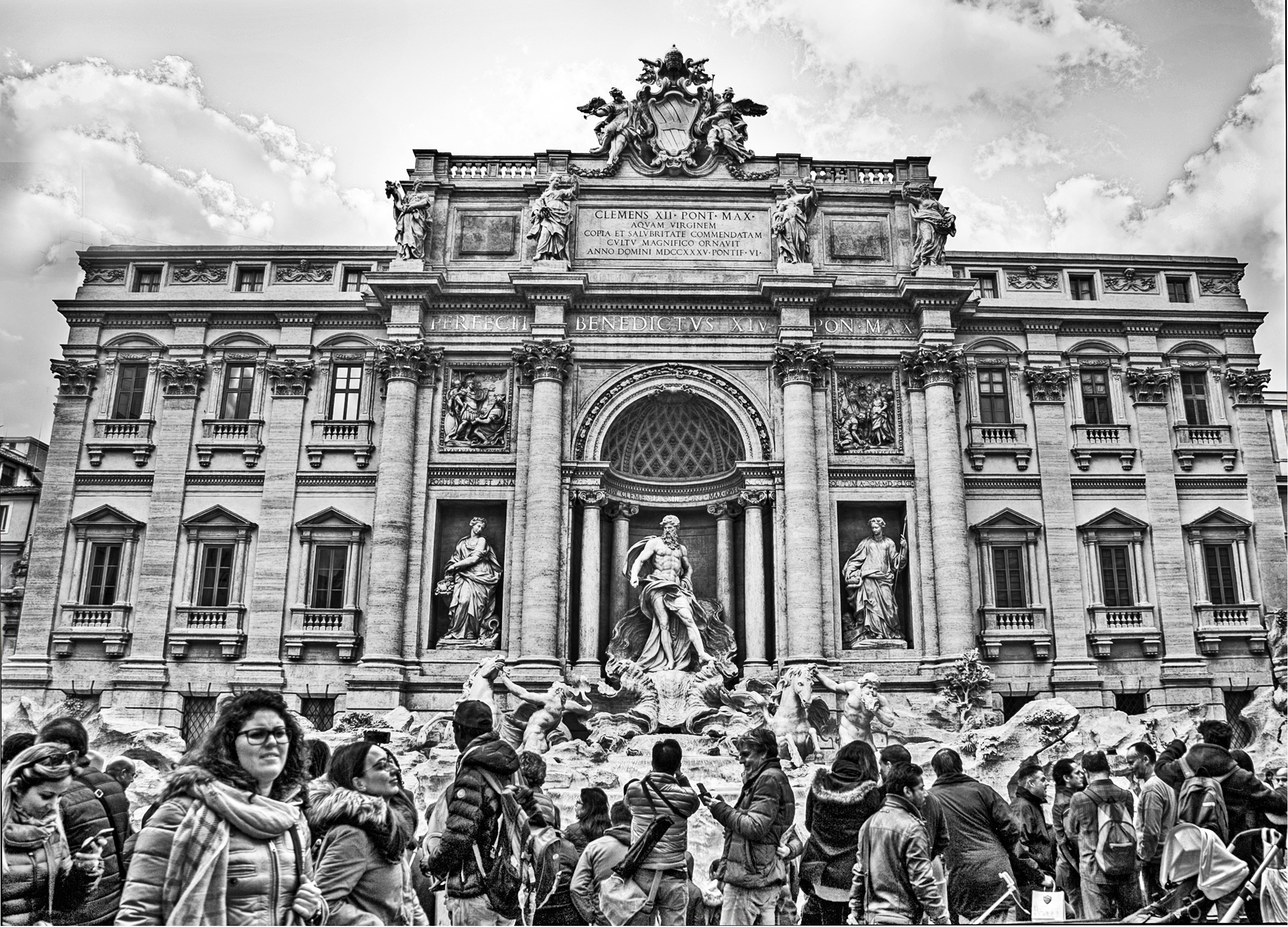 The splendor of Fontana di Trevi