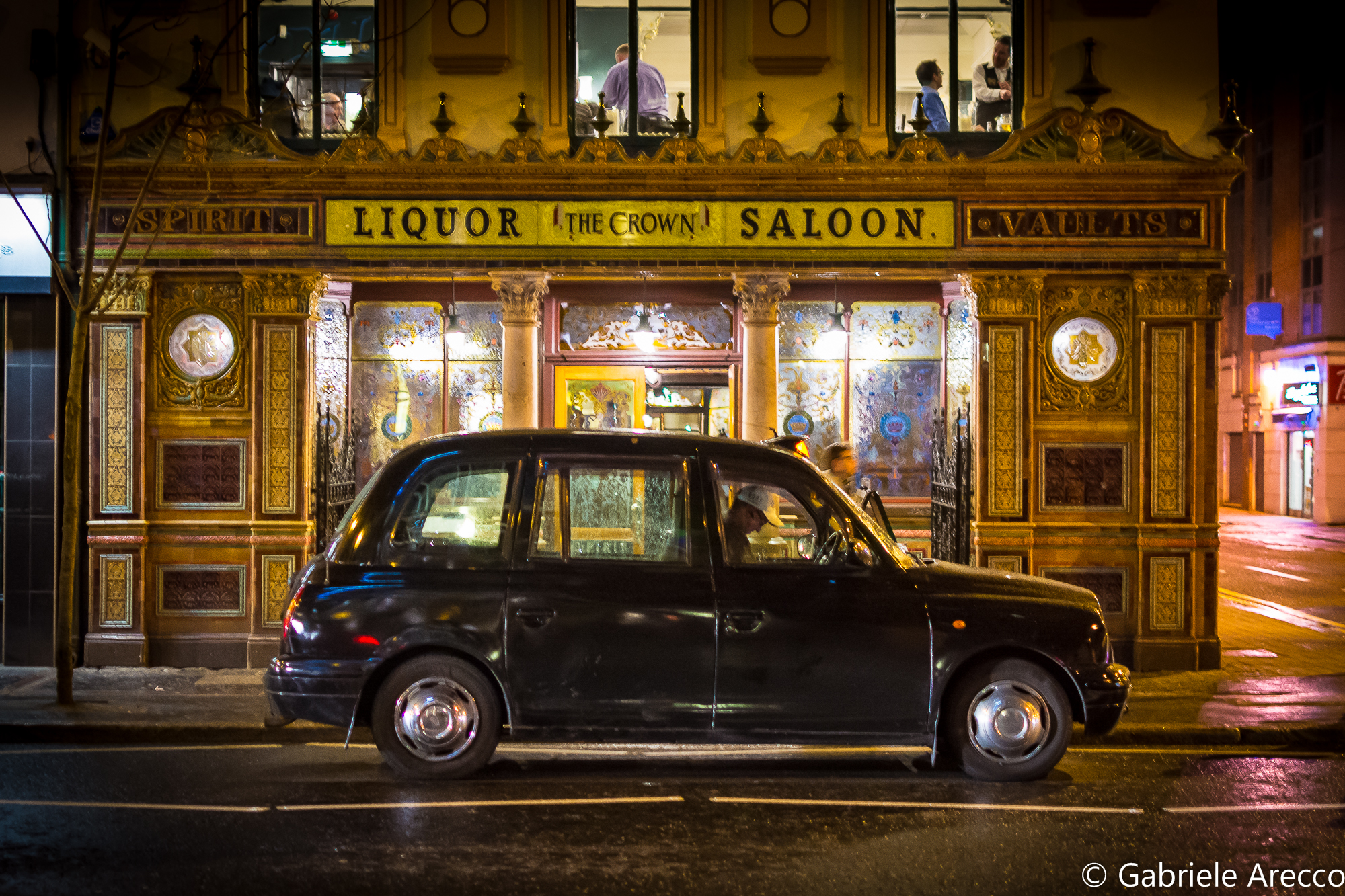 Old Cab, Old Pub