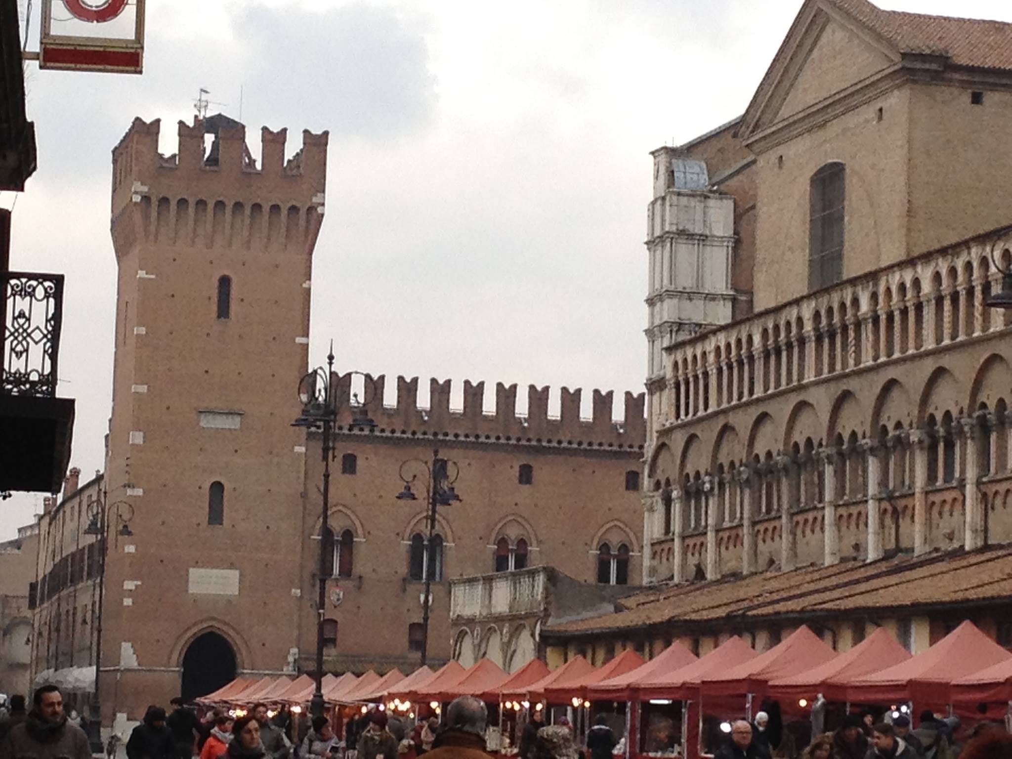 Ferrara ... Portici del Duomo