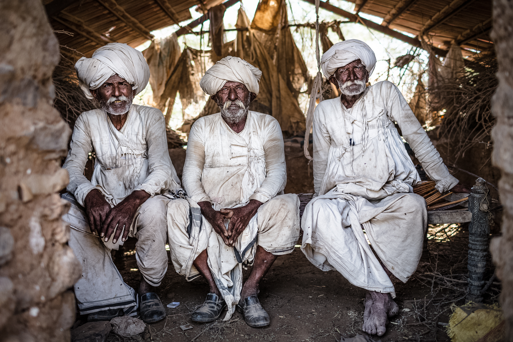 pastori rabari al riposo