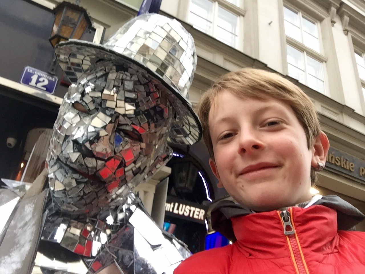 Selfie with mirrors man