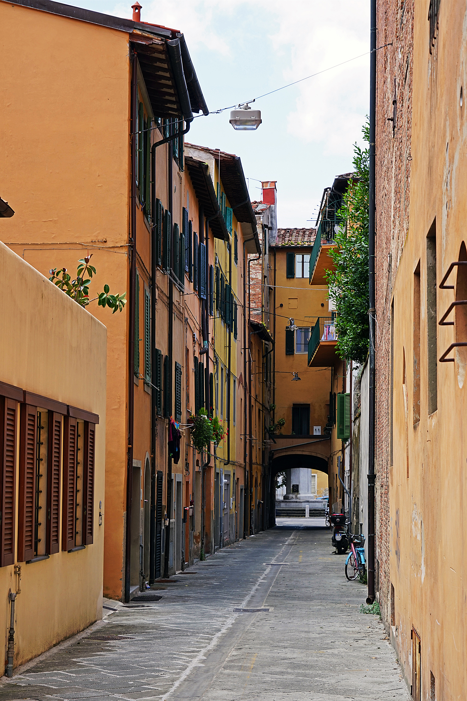 Alley in Pisa