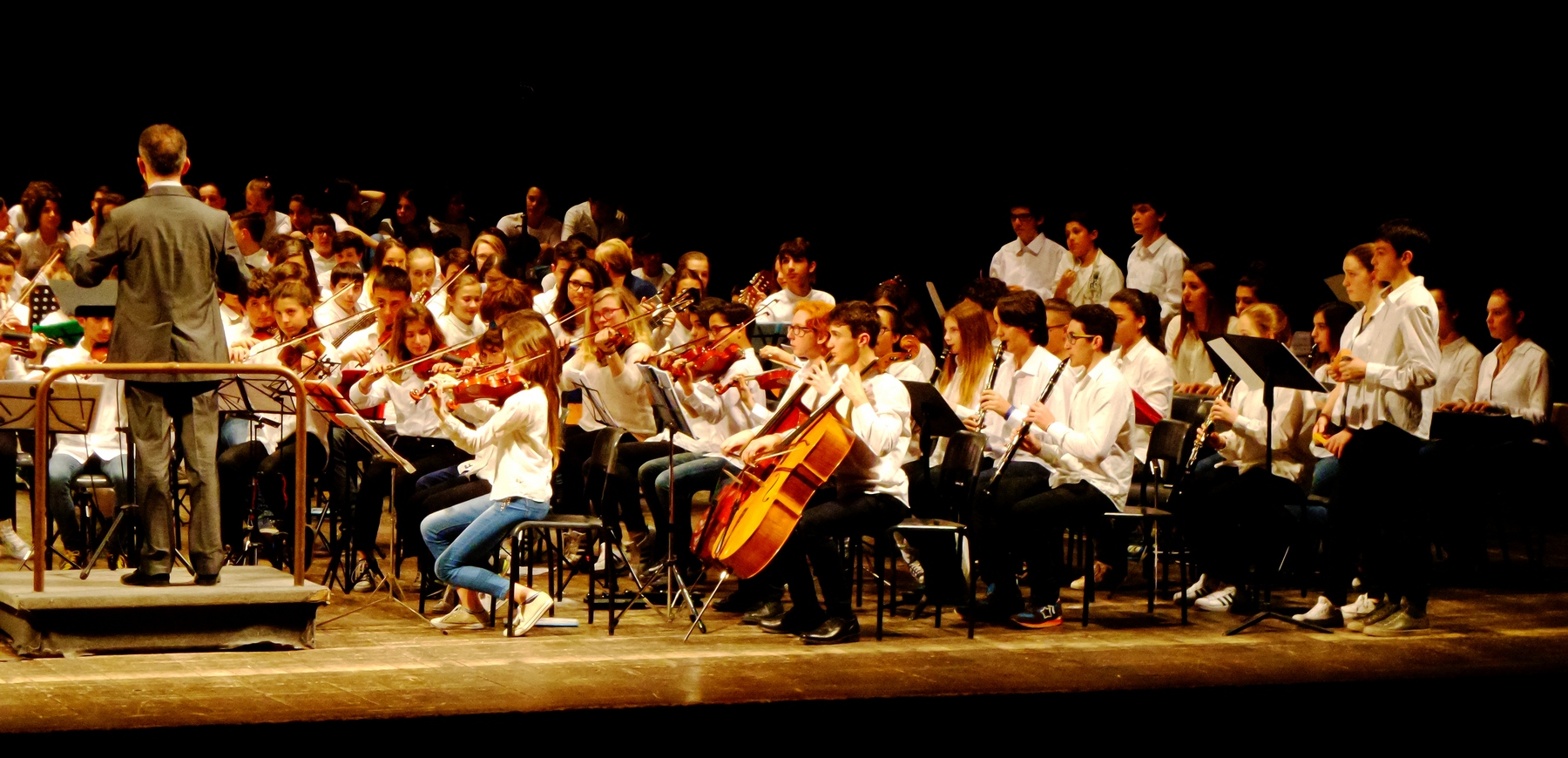 Concero al teatro Verdi con smartphone