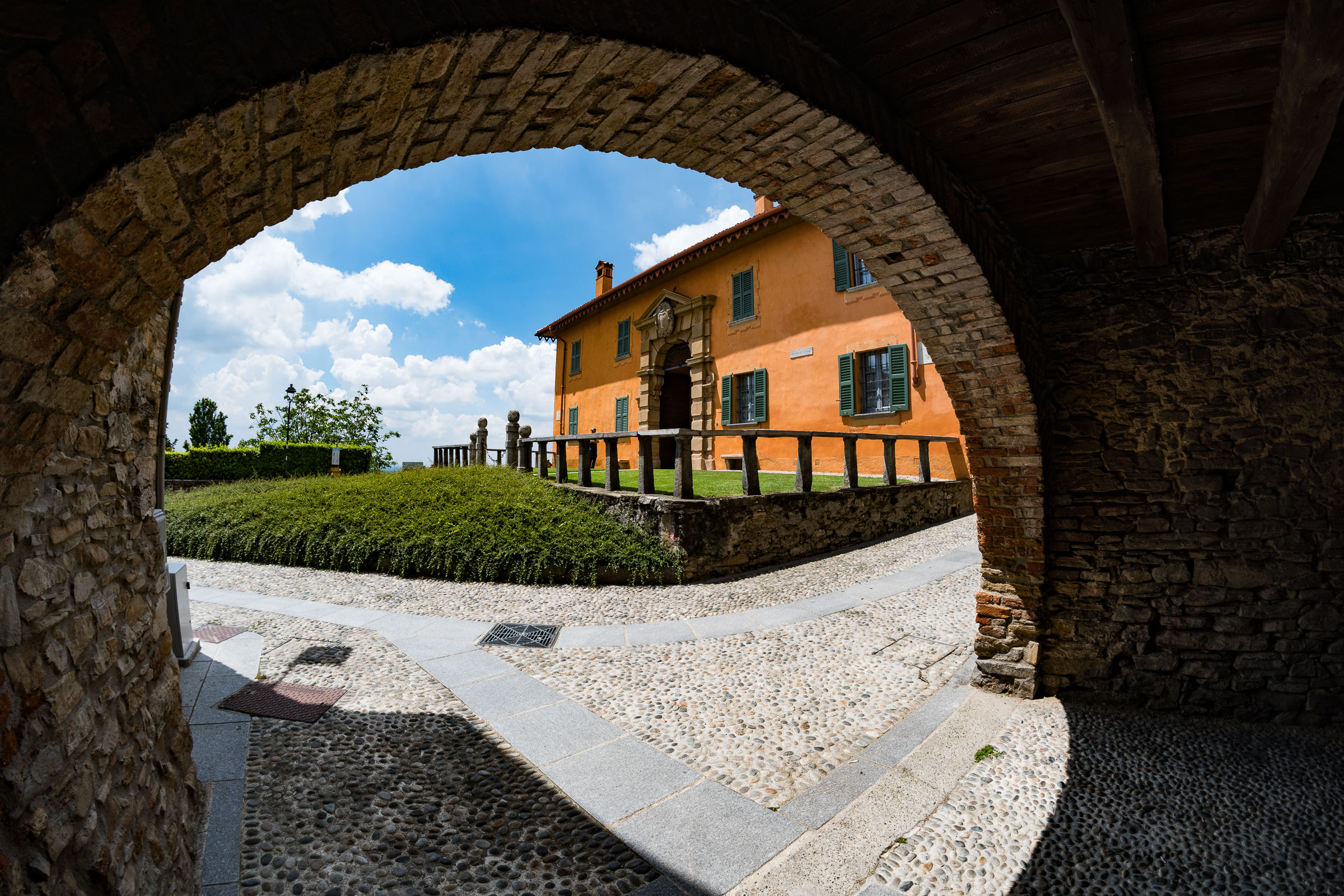 Montevecchia glimpse
