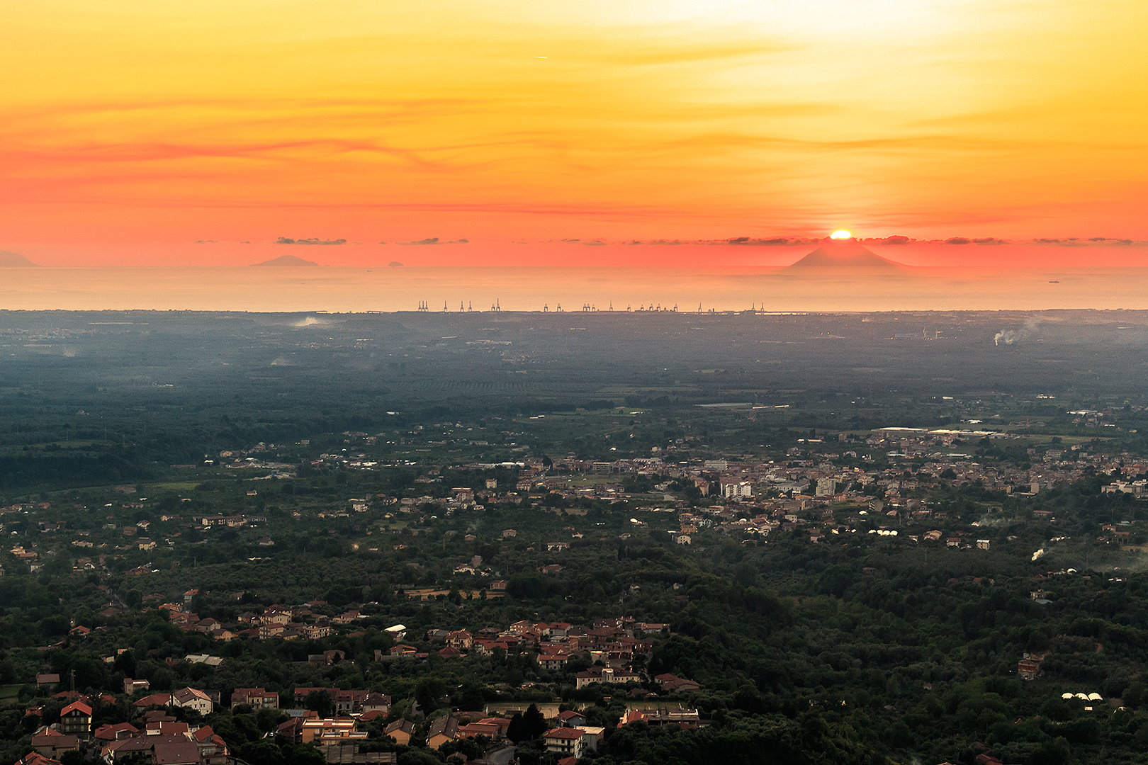 Eruption ... the sun!