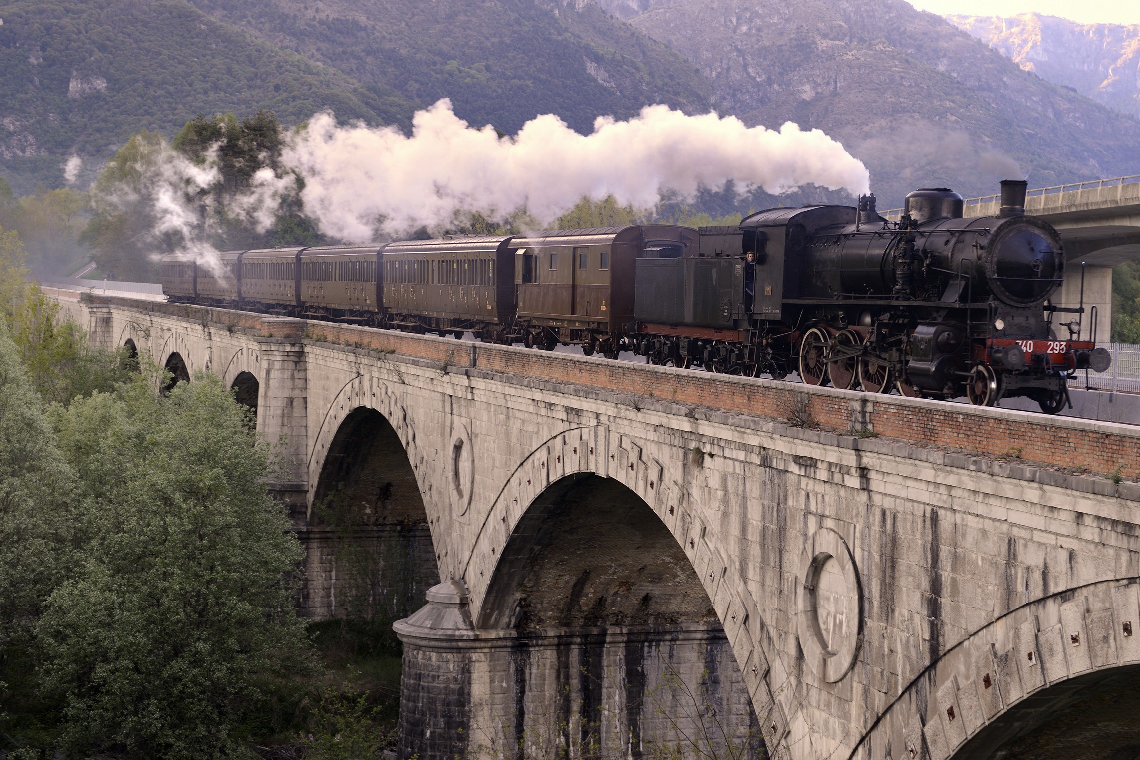 Freccia nera - Treno nelle Dolomiti 2016