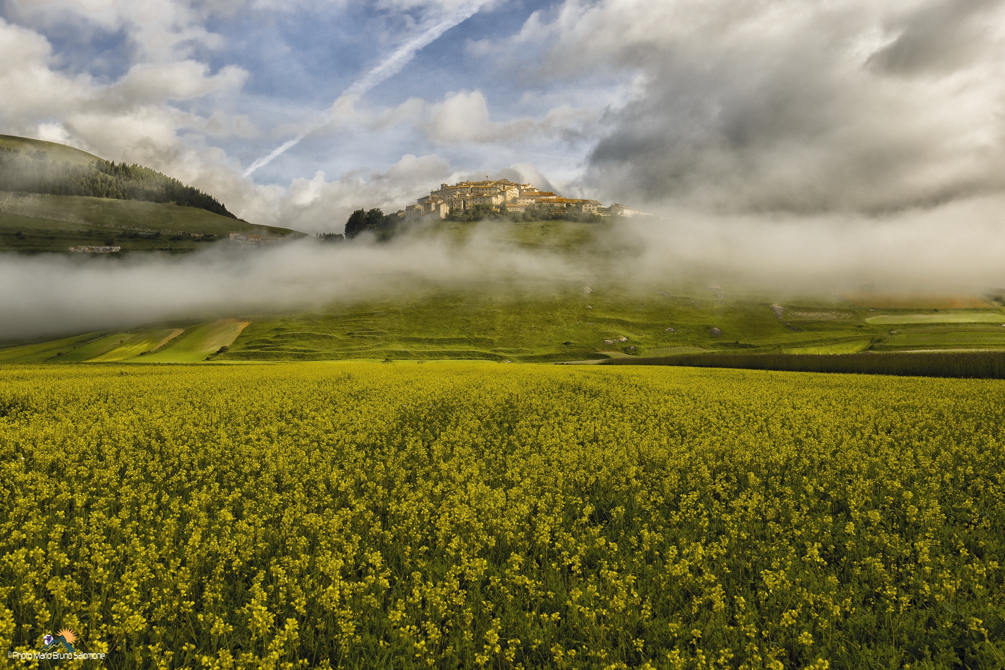 Castelluccio in yellow.