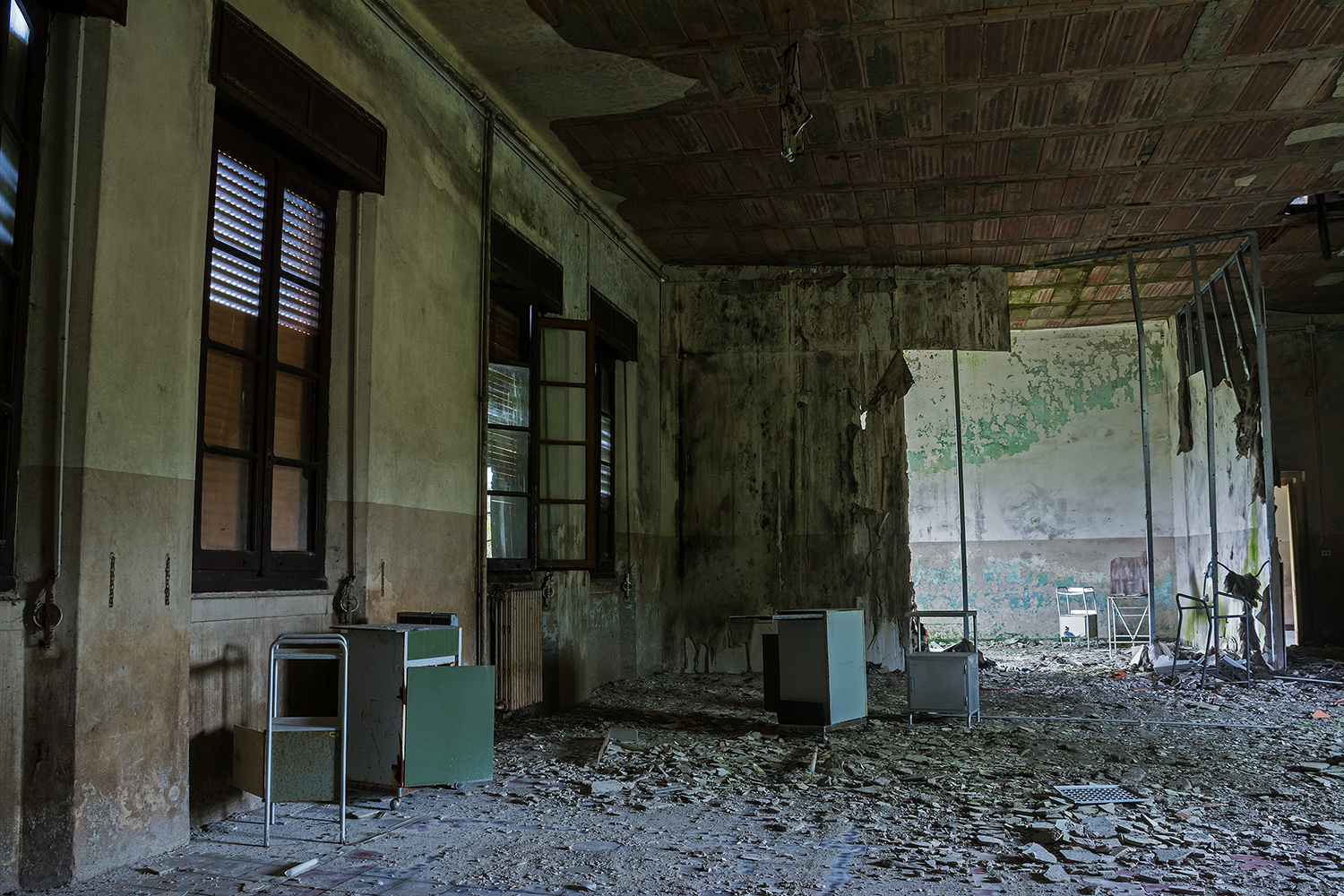 The destruction in the seminar