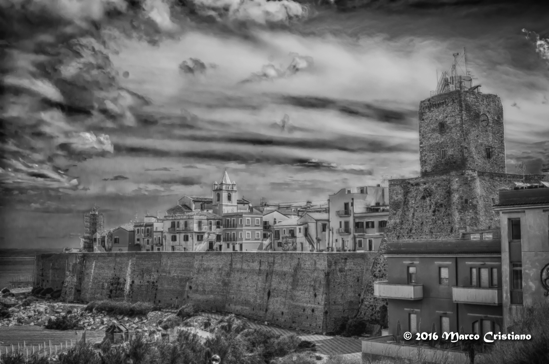 Termoli B & W