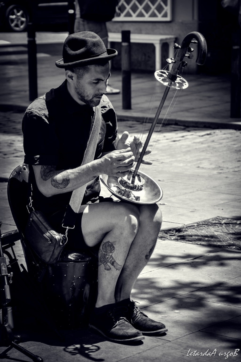 Suona anche l'ombrello