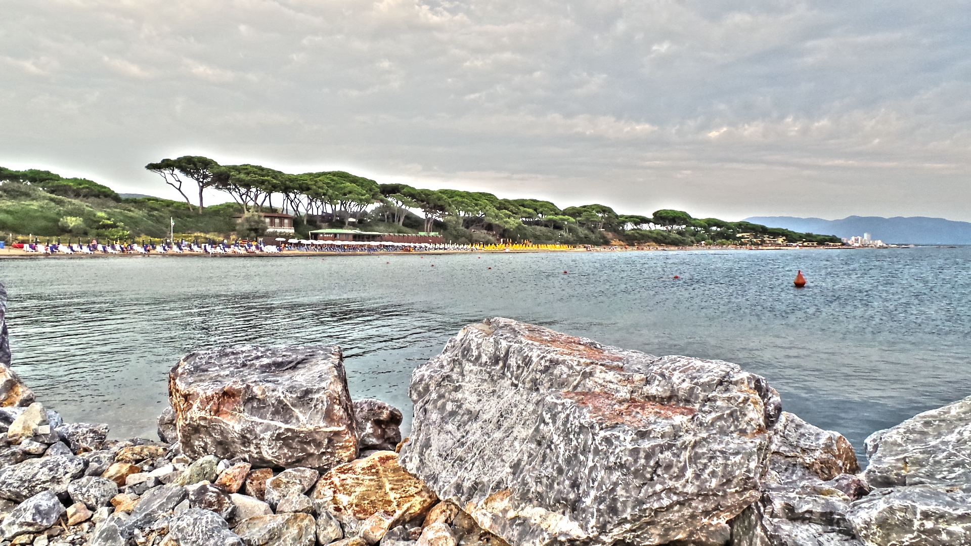 Le spiagge della Maremma, Follonica