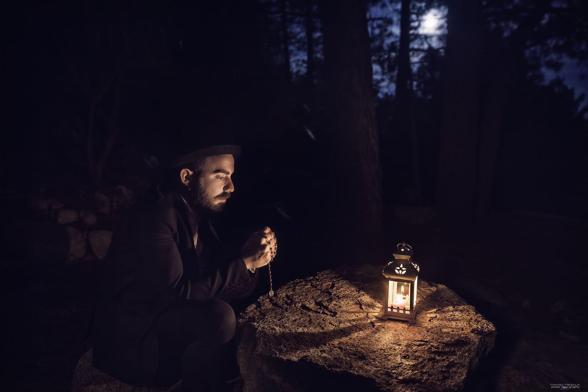 * Searching for light: the praying * # 1