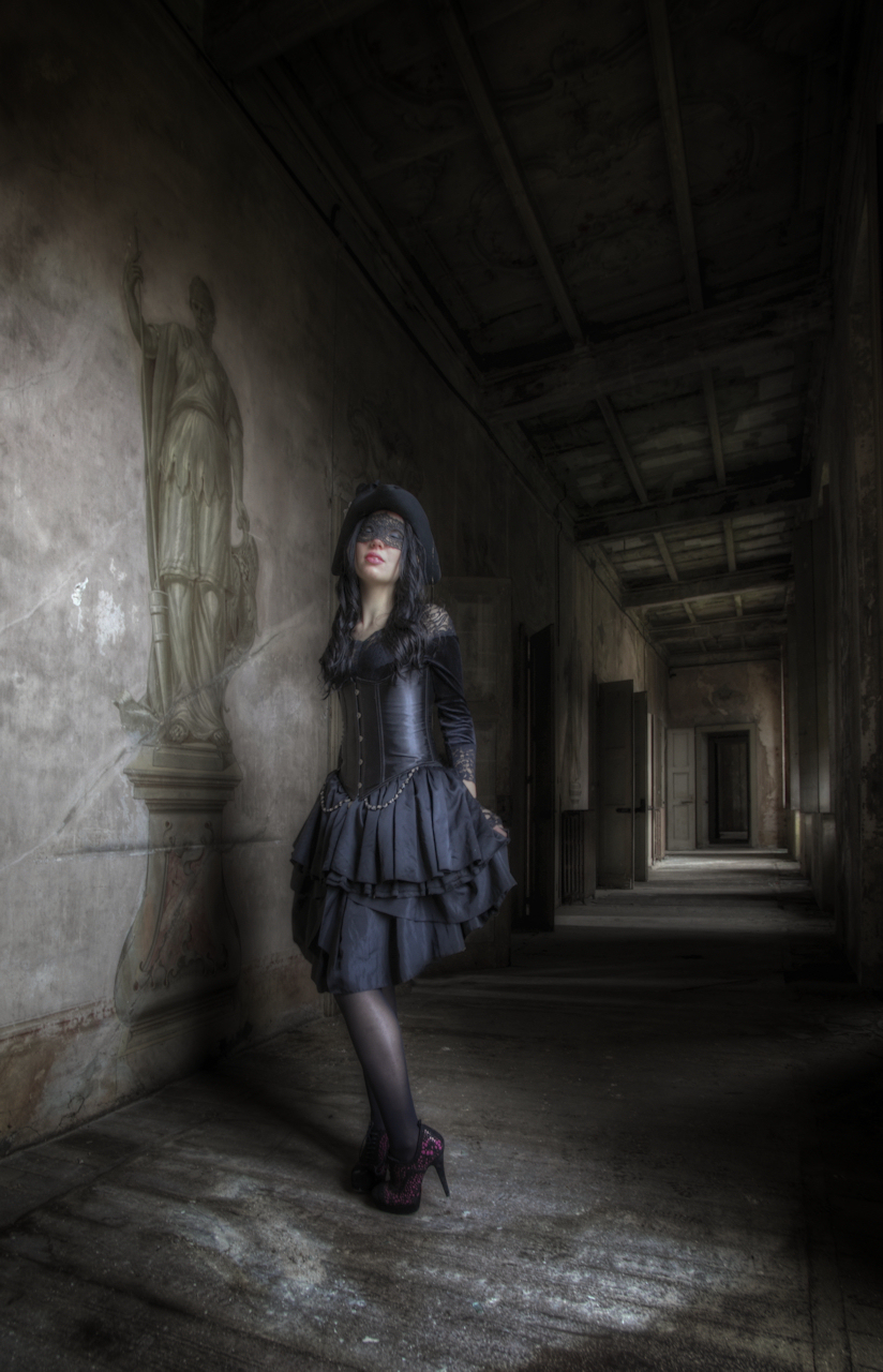 The Mansion In The Woods