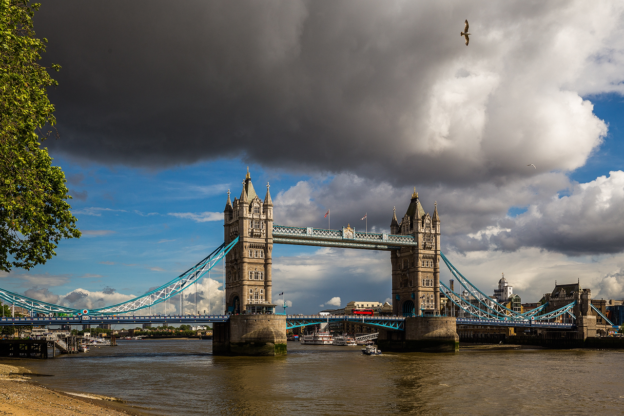 tower bridge