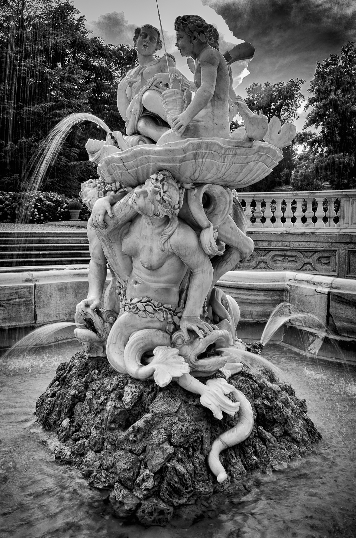 Villa Litta Lainate, detail of the fountain