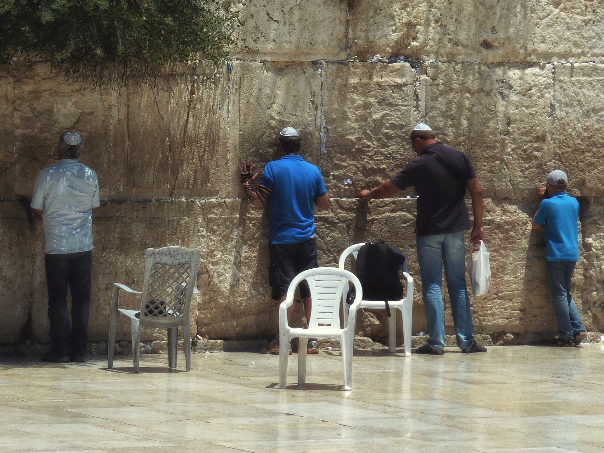 "Kotel" (Generations)